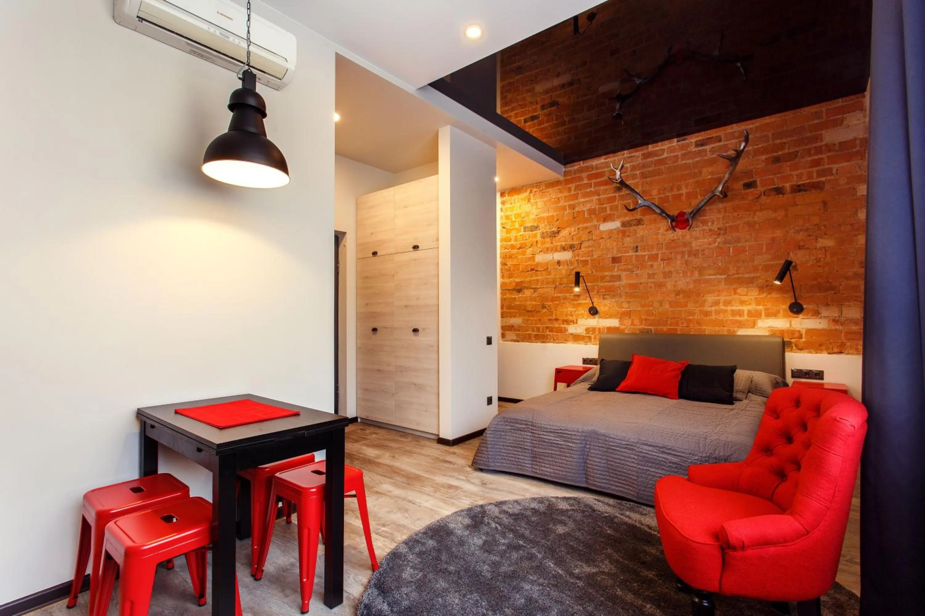 Photo of the whole room in Old Town Trio Apartments