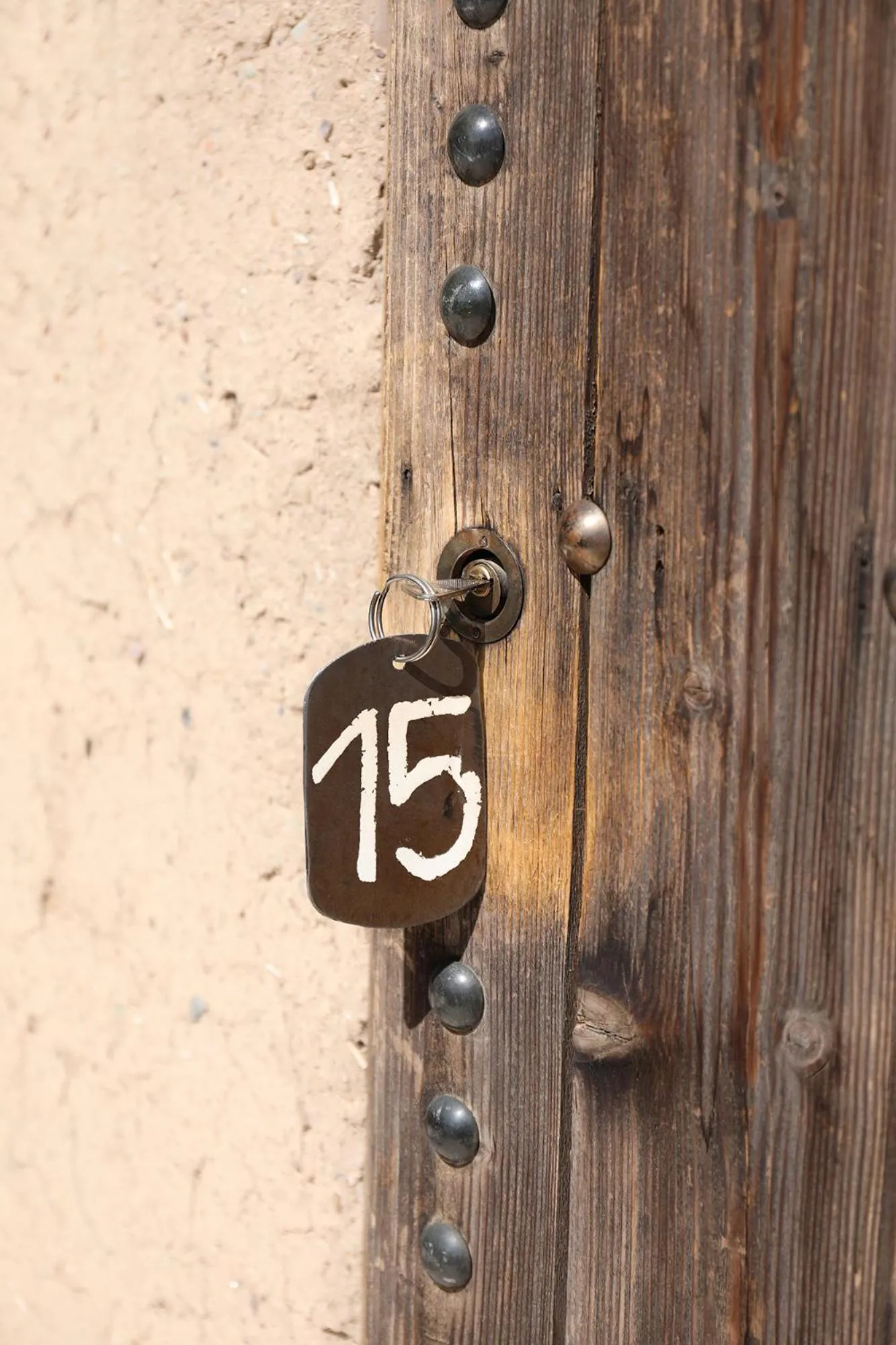 Decorative detail in Le Petit Hôtel du Flouka