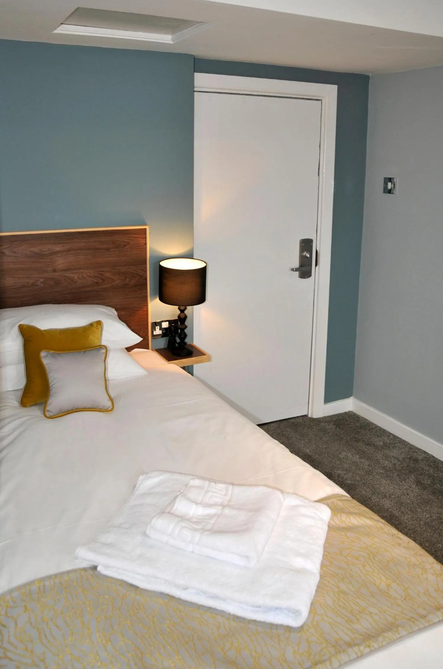 Bed in The Coach Hotel