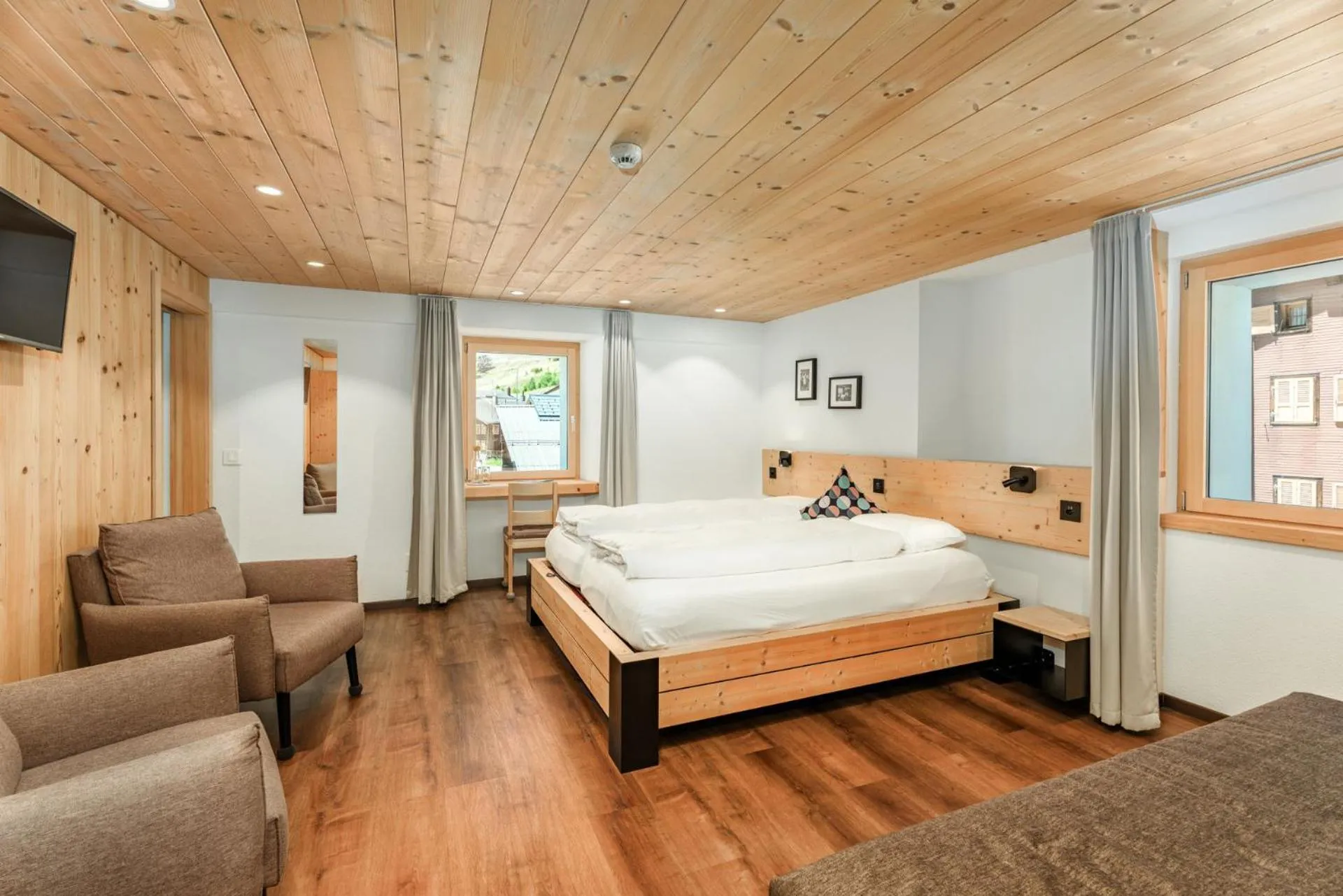 Bed in Hotel Furka