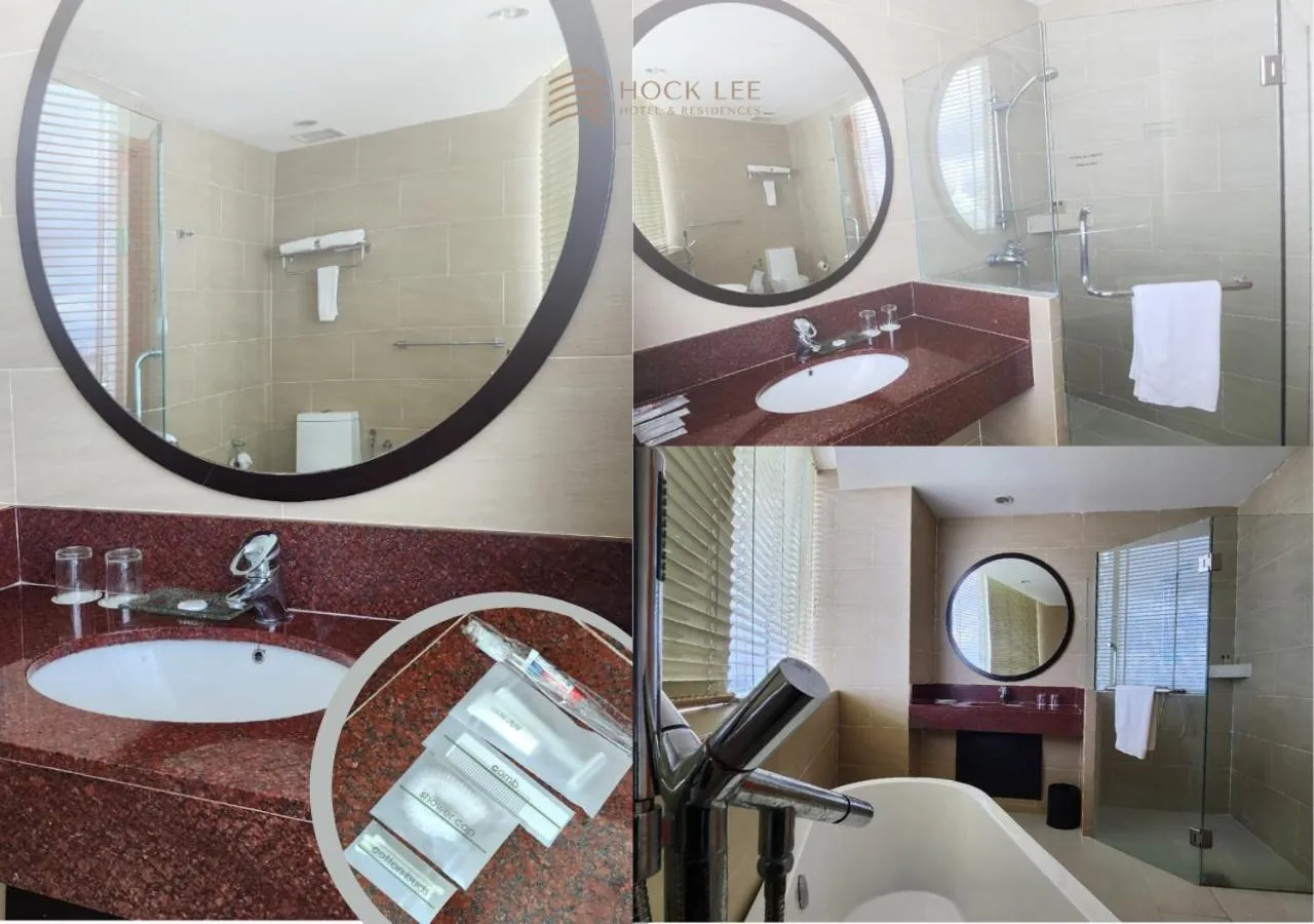 Toilet in Hock Lee Hotel & Residences