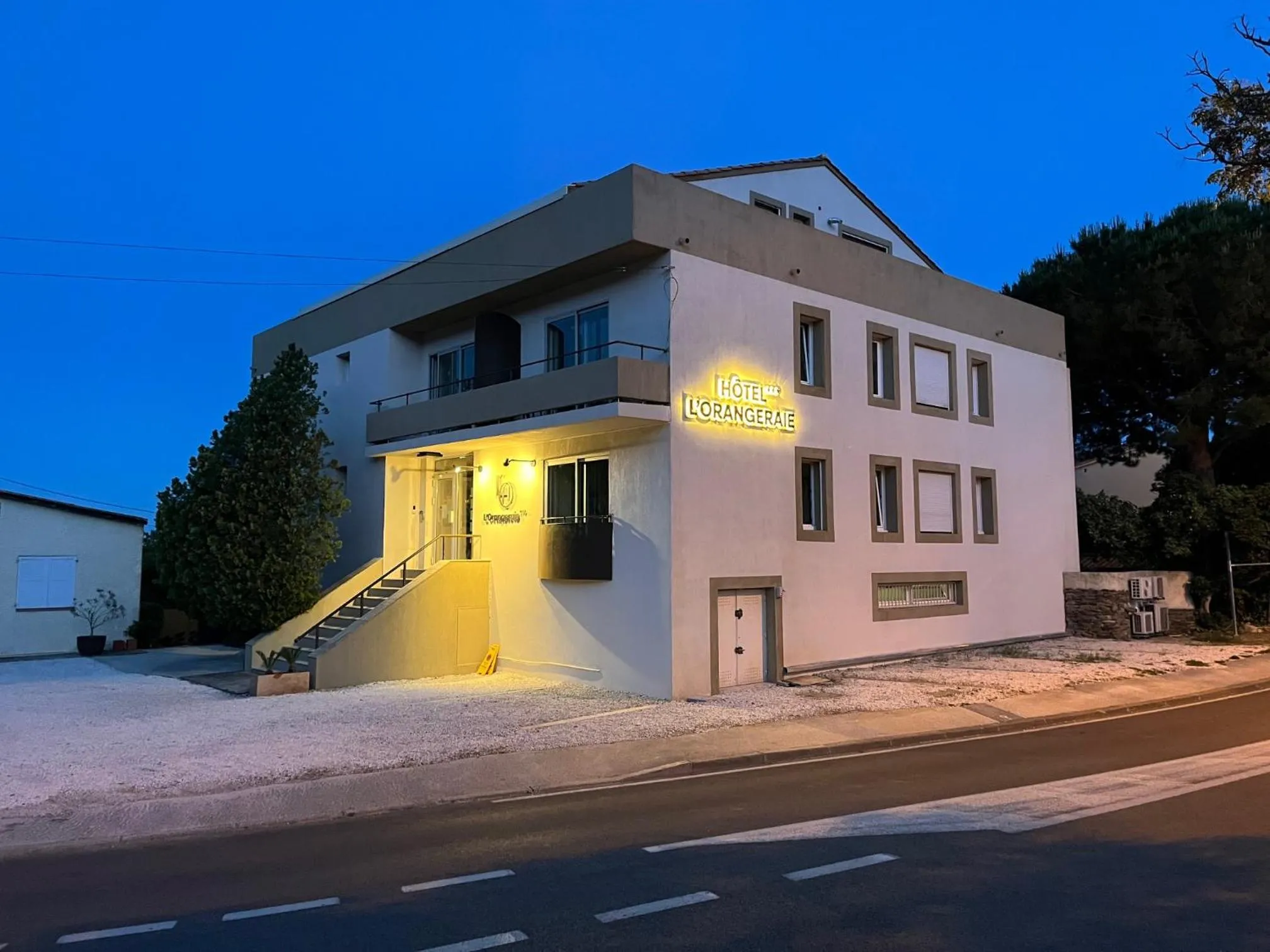 Property building in Hotel L'Orangeraie