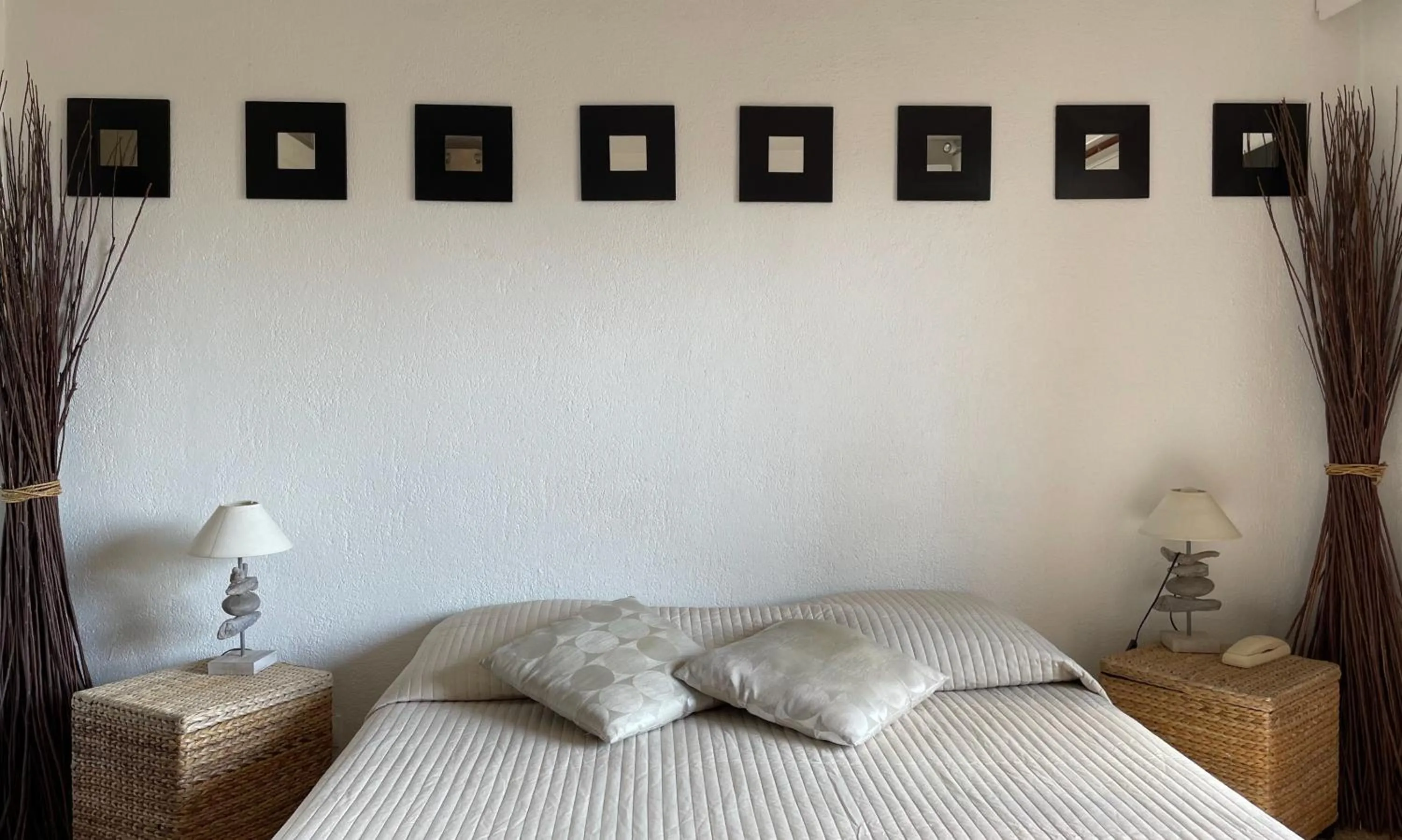 Bedroom, Bed in Hotel L'Orangeraie