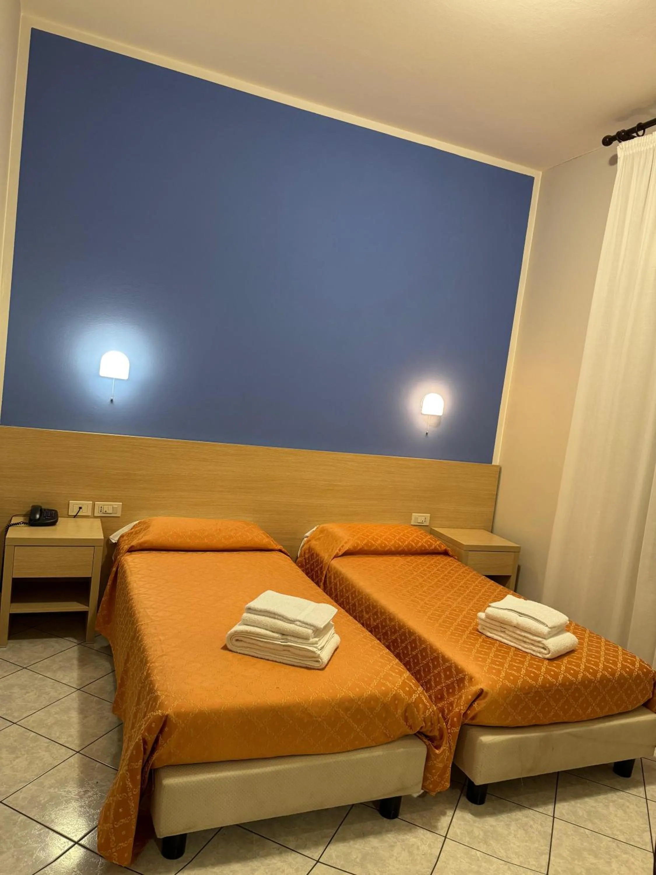 Bedroom, Bed in Albergo La Posta Arezzo