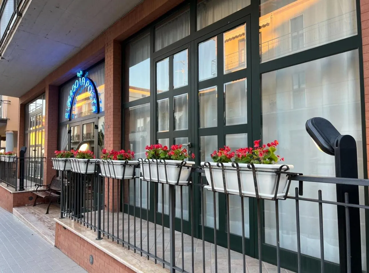 Facade/entrance in Albergo La Posta Arezzo