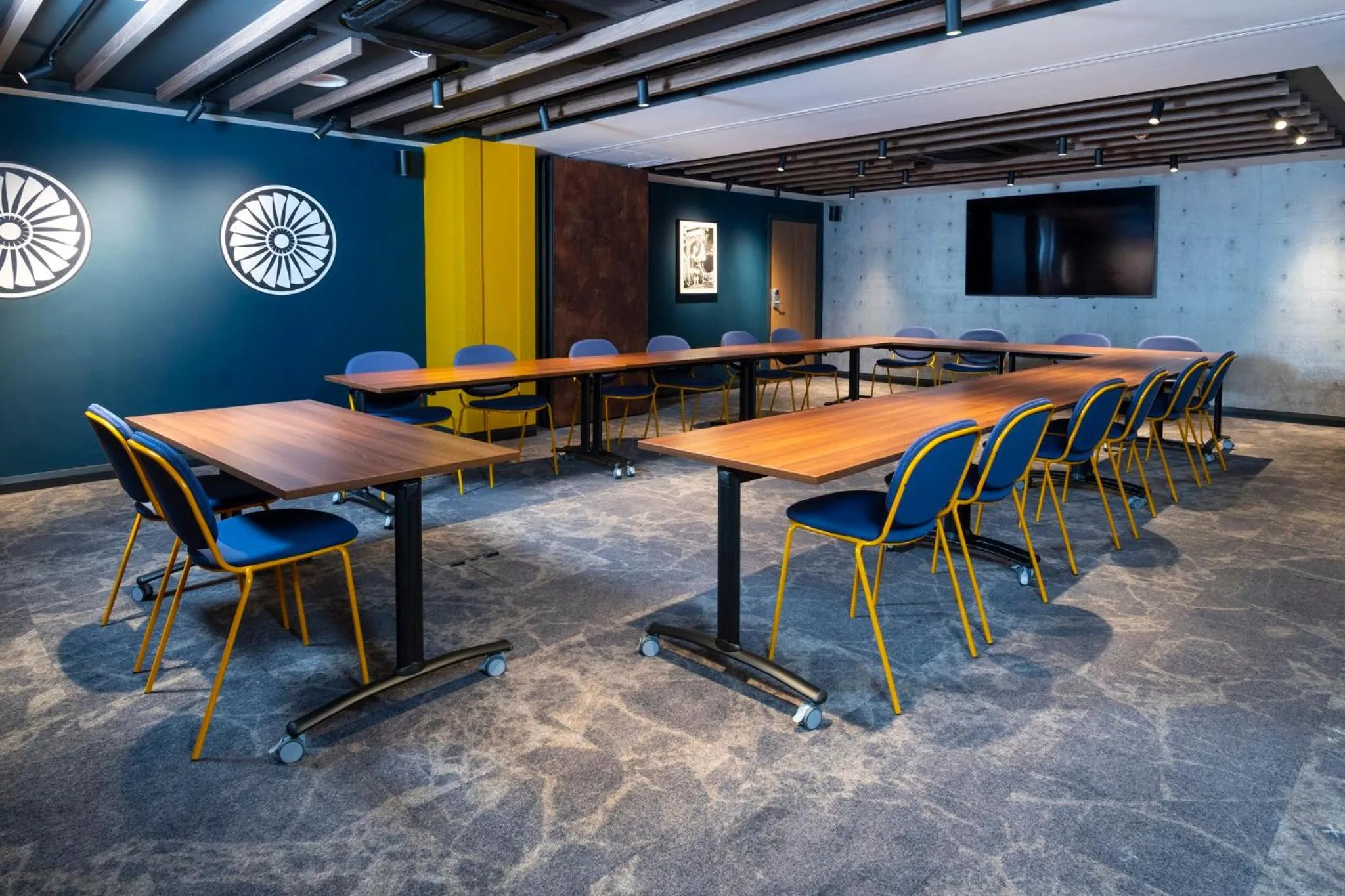 Meeting/conference room in Holiday Inn Derby Riverlights by IHG