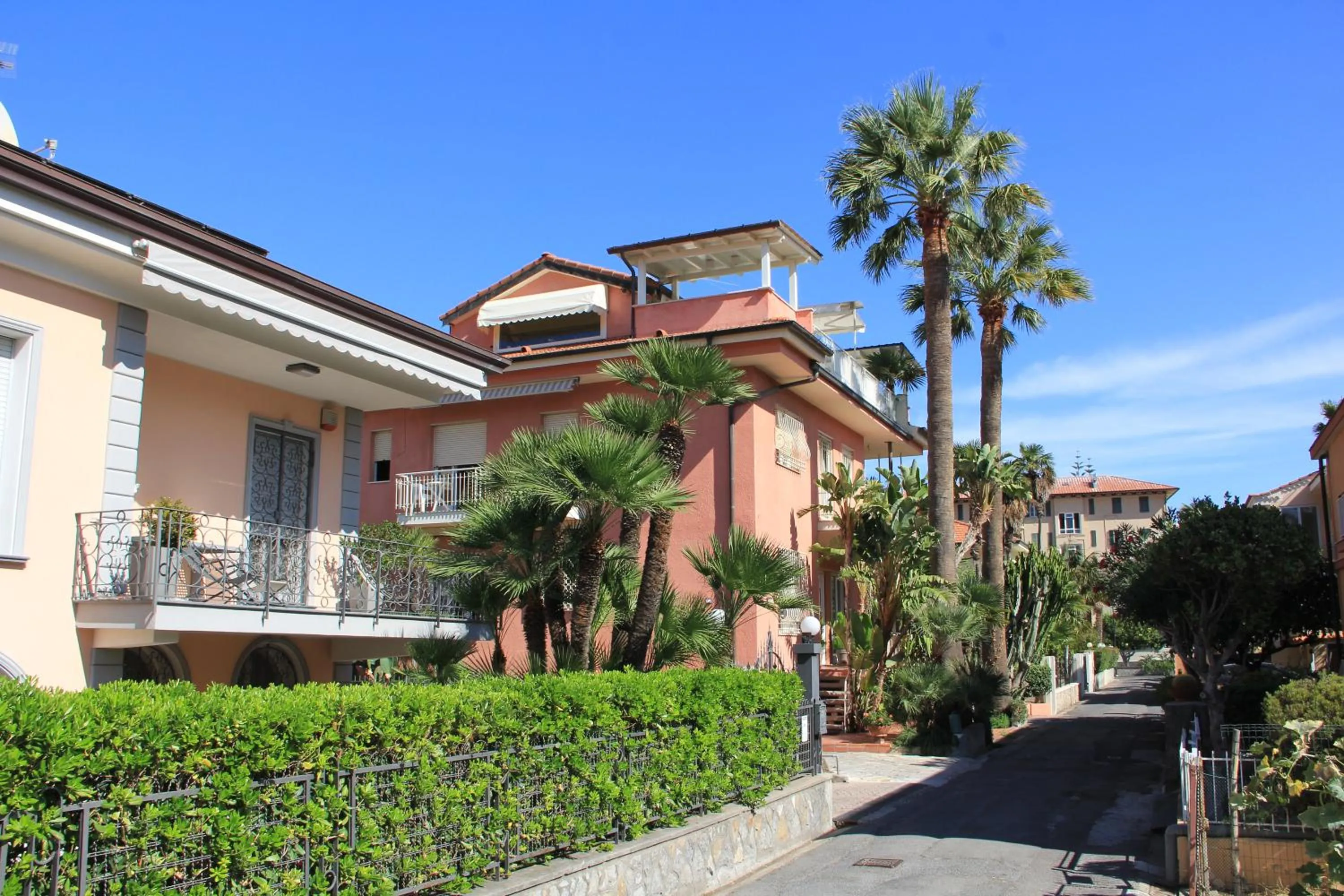 Street view in B&B Villa Mirella