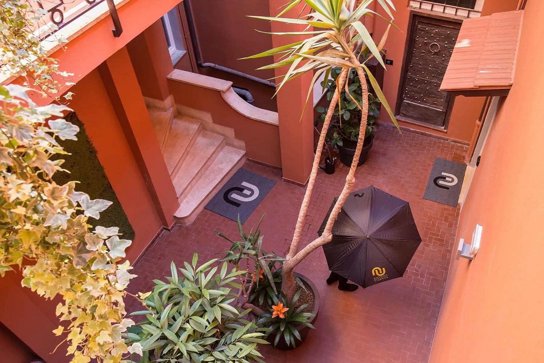 Patio in Navona Essence Hotel