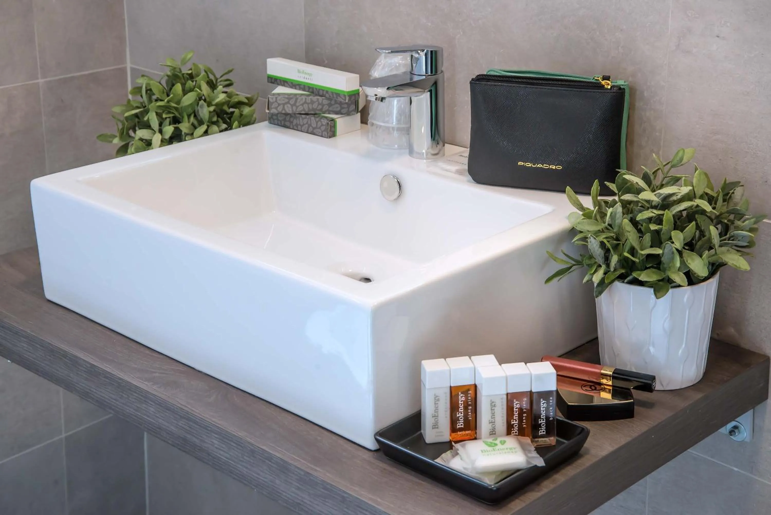 Bathroom in Navona Essence Hotel