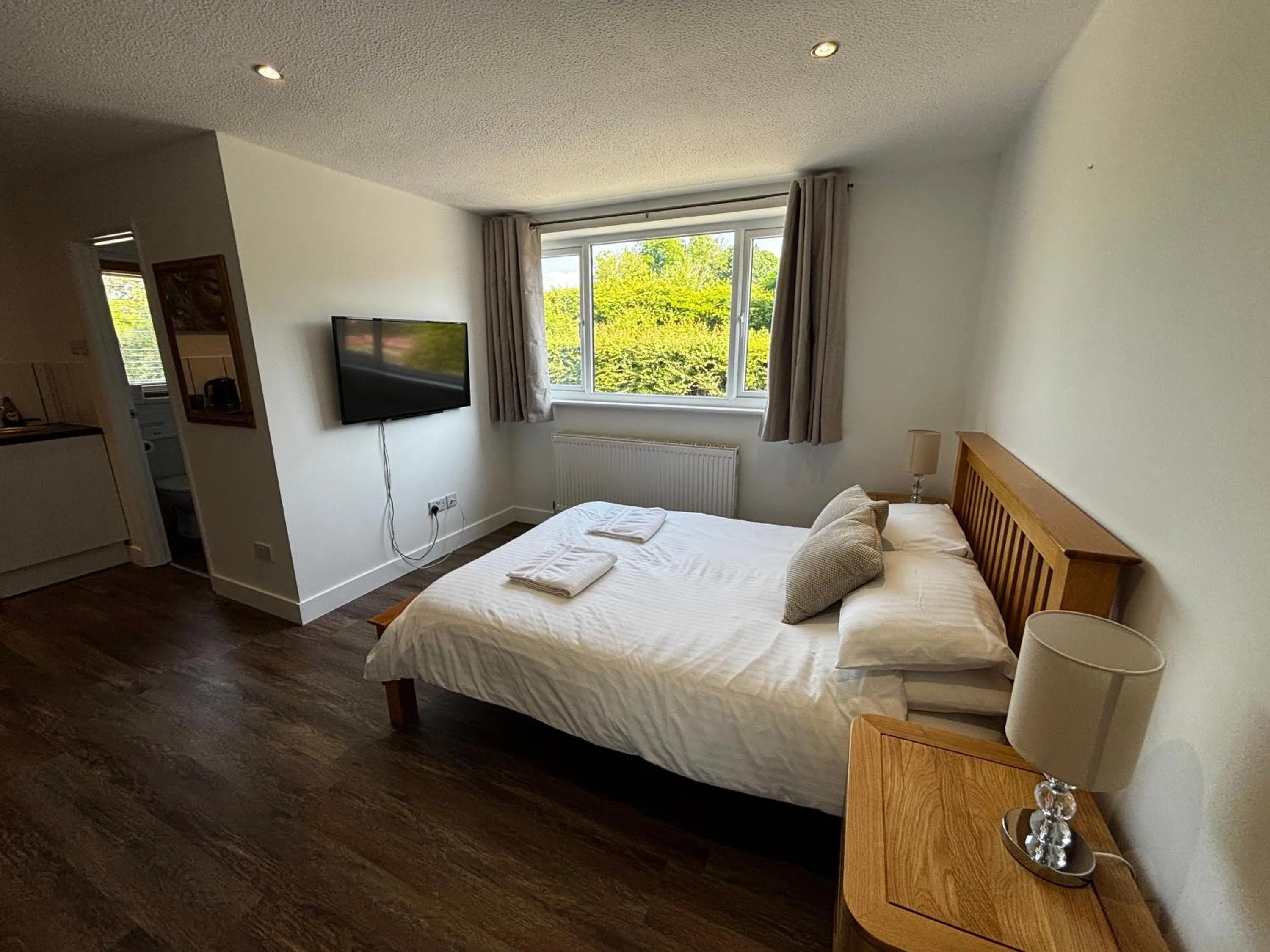 Bed in Smithaleigh Farm Rooms and Apartments