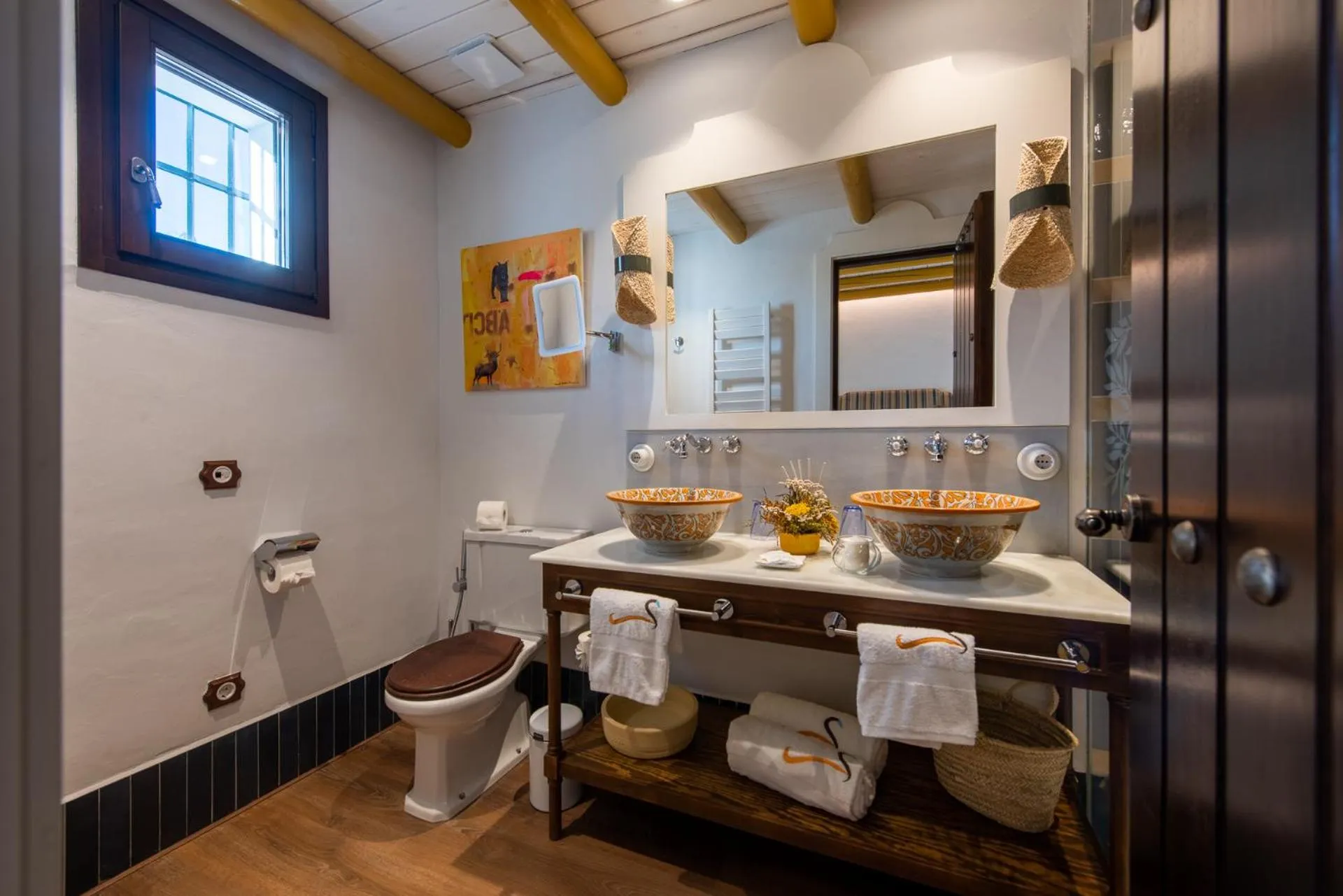 Shower in Hotel La Malvasía