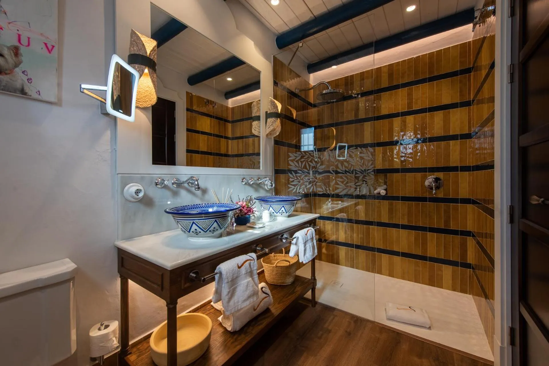 Bathroom in Hotel La Malvasía