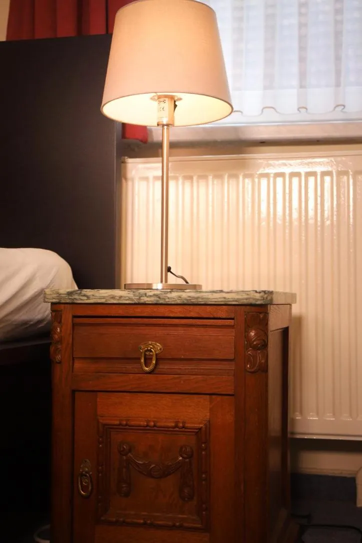 Decorative detail, Bed in Haus Oberscholtes