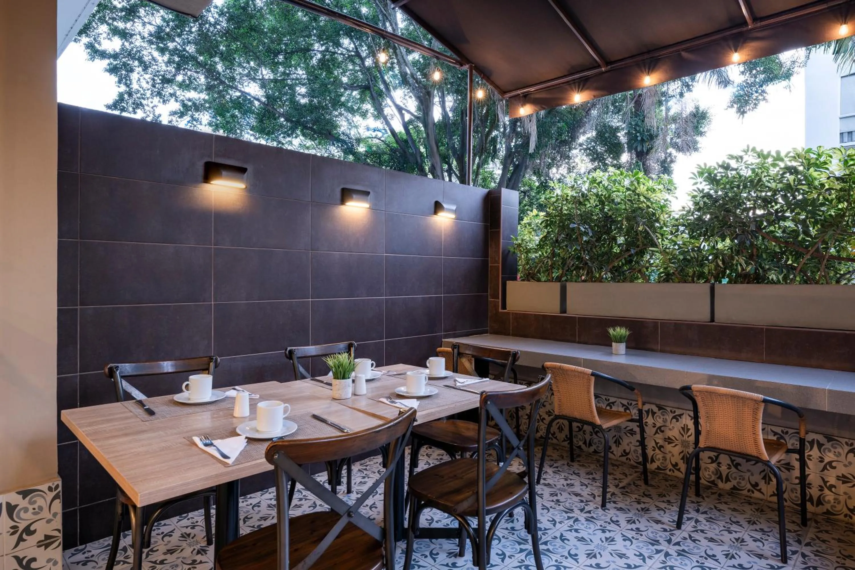 Restaurant/places to eat in Hotel MS Pacifico Chipichape