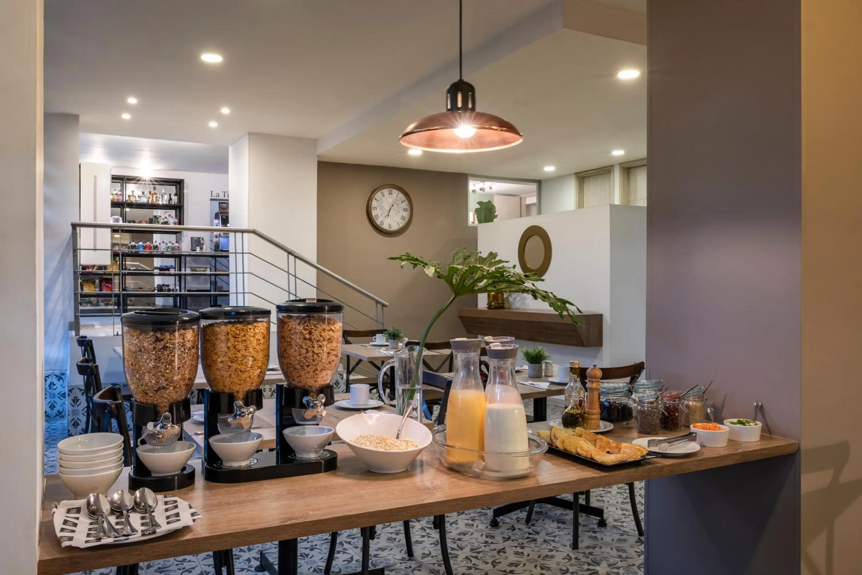 Breakfast in Hotel MS Pacifico Chipichape