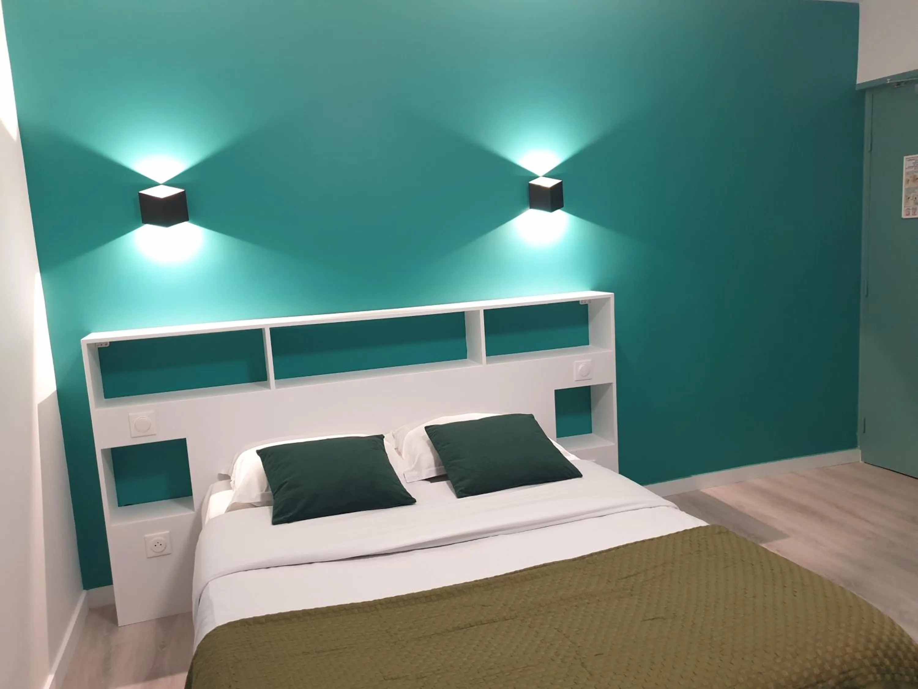 Bed in Hotel Des Bains