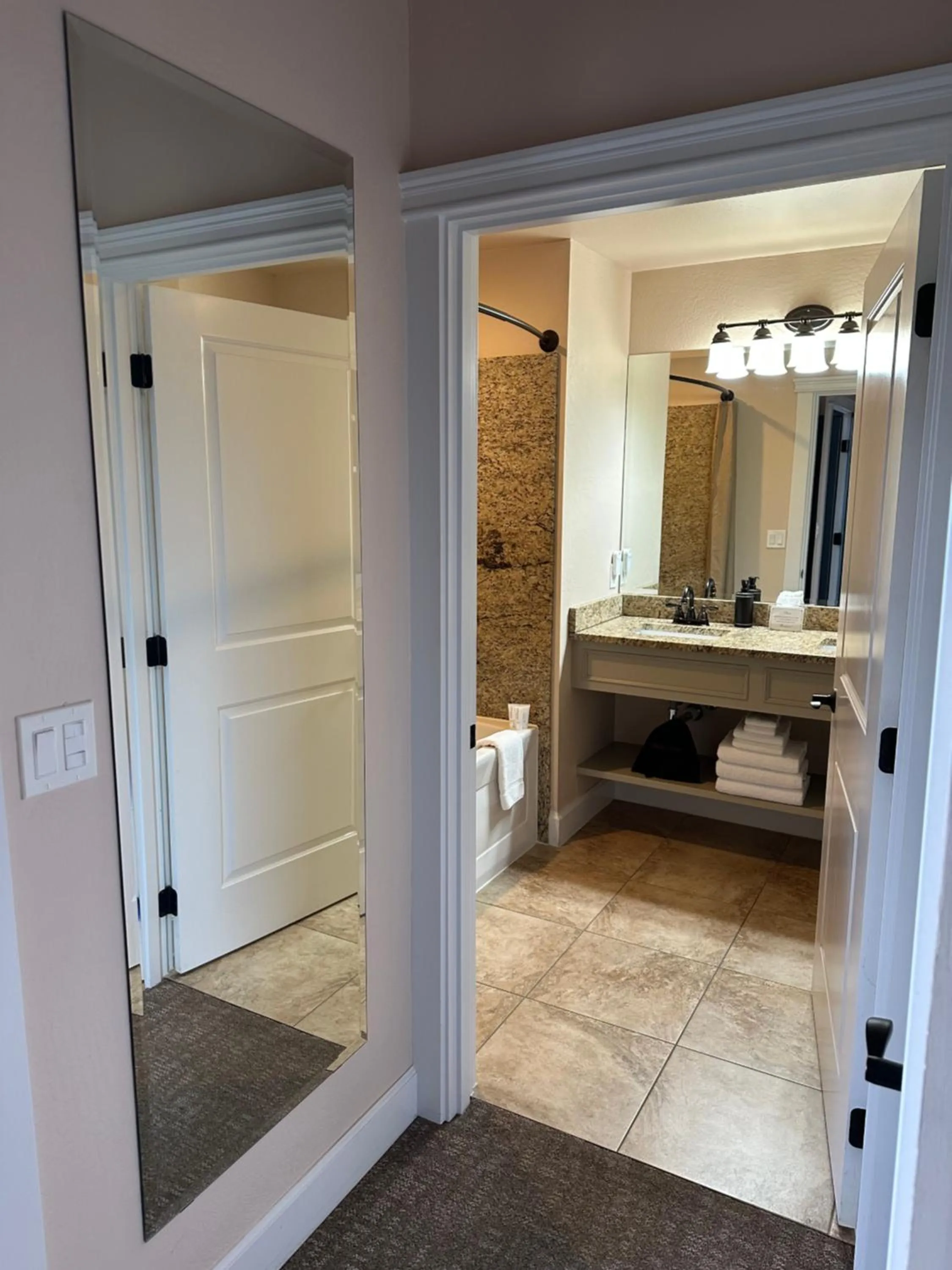 Shower in Resort at Eagle Point Golf Club Lodging