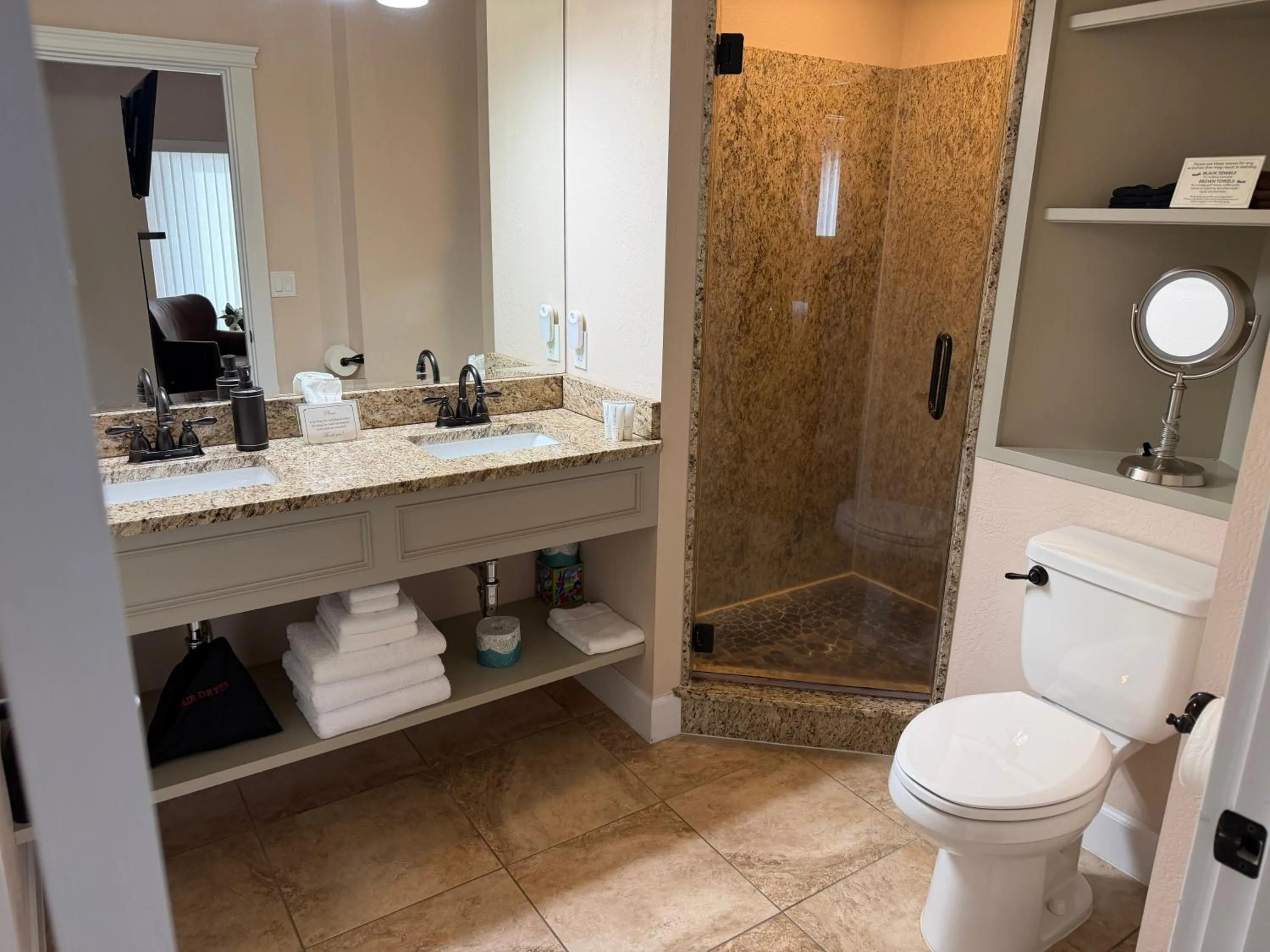 Shower in Resort at Eagle Point Golf Club Lodging