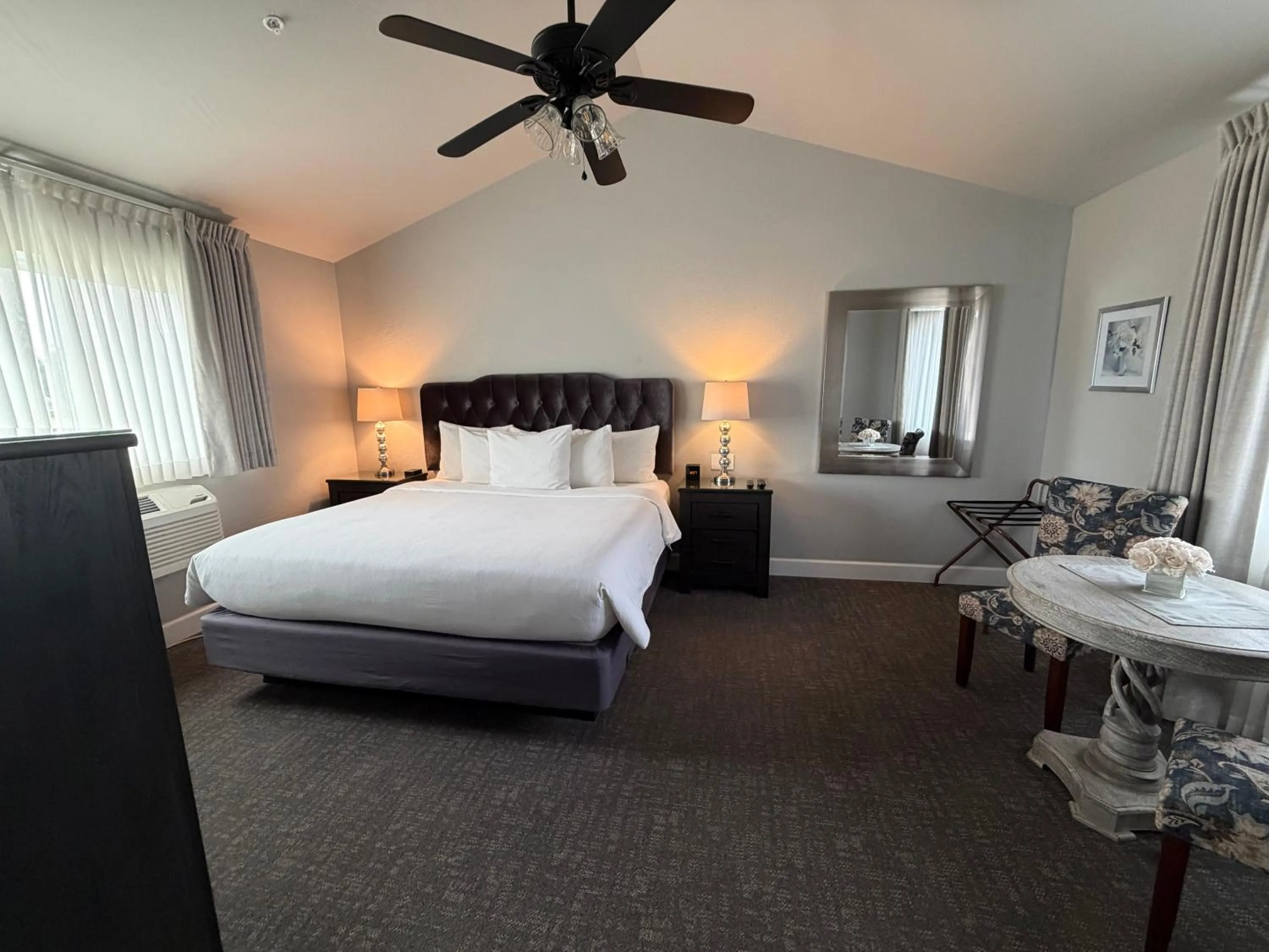 Bed in Resort at Eagle Point Golf Club Lodging