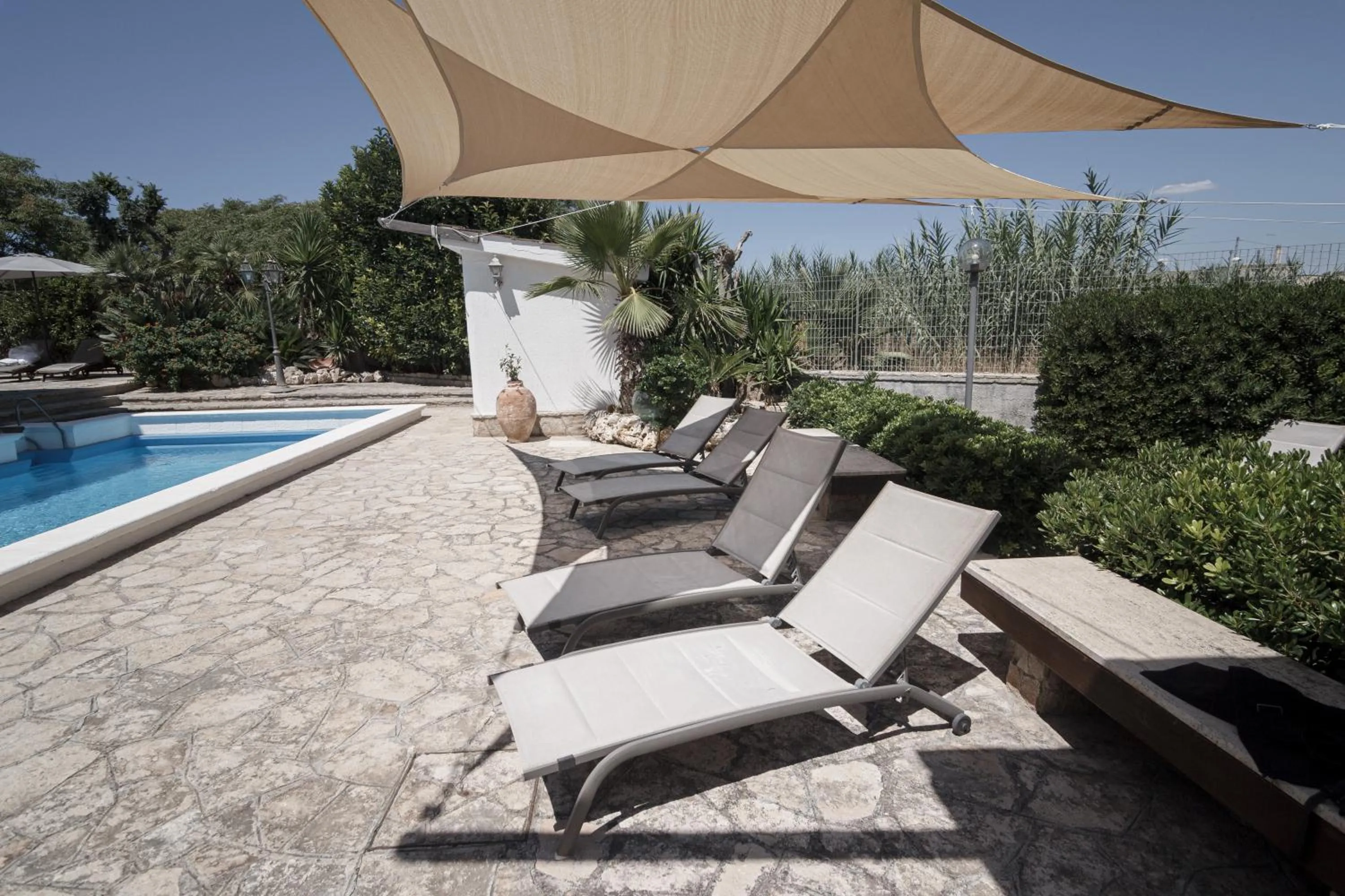 Garden view in Villa Lina Bed&Breakfast