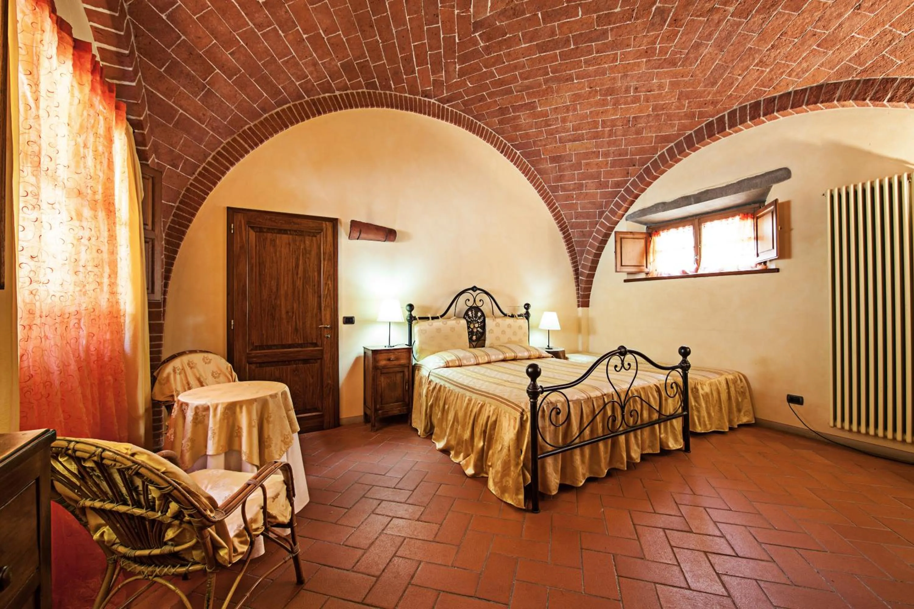 Bedroom, Bed in Fonte Del Castagno