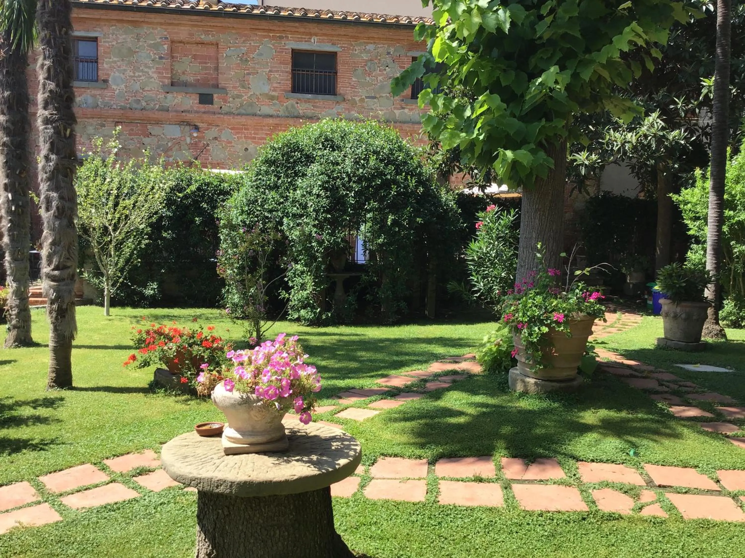 Facade/entrance in Fonte Del Castagno