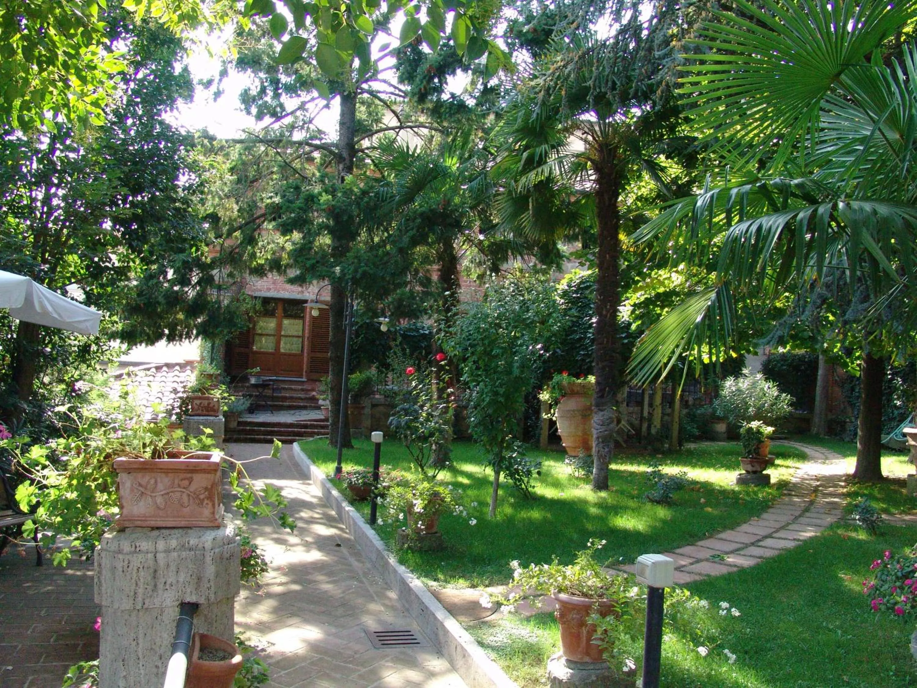 Garden in Fonte Del Castagno