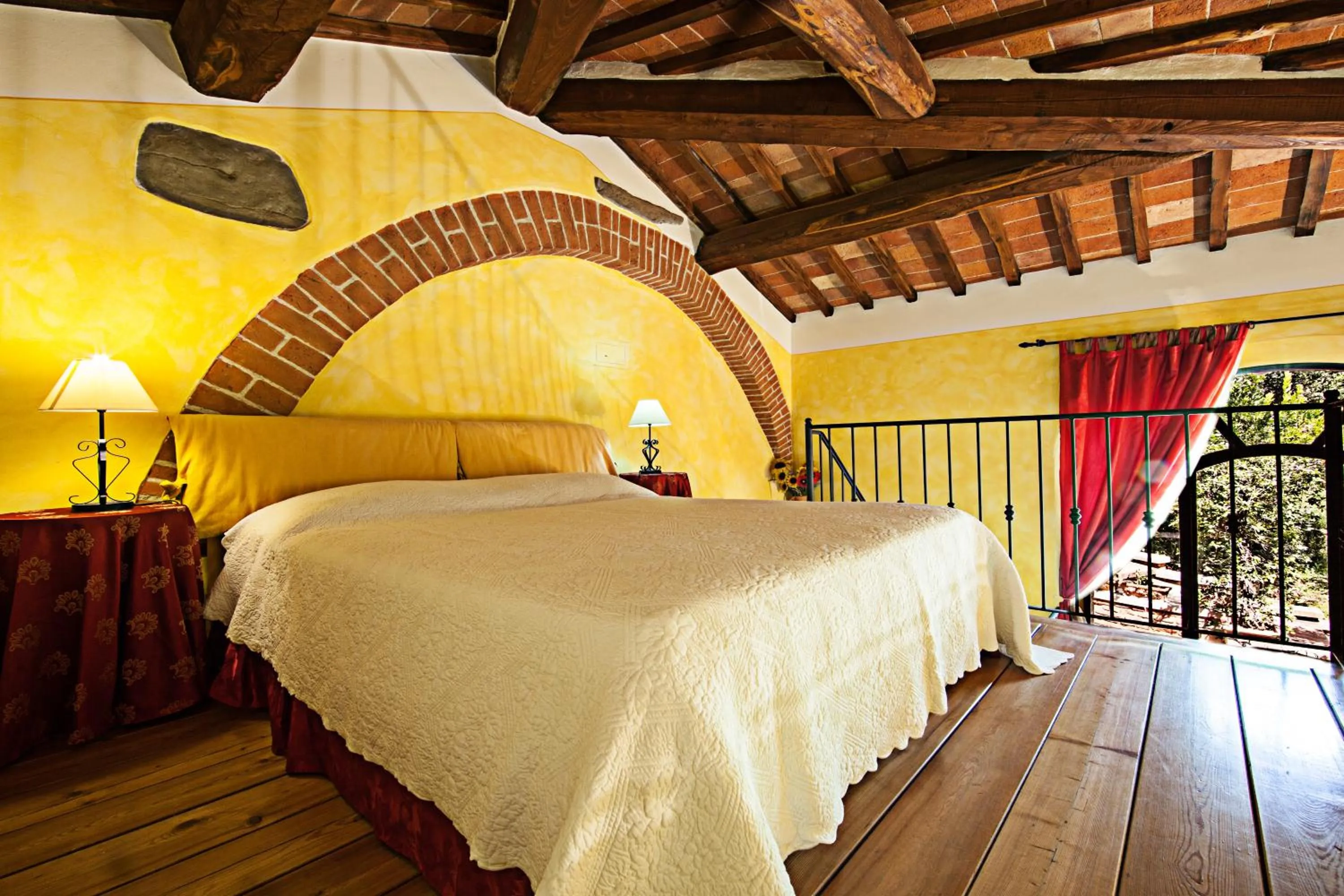 Bedroom, Bed in Fonte Del Castagno