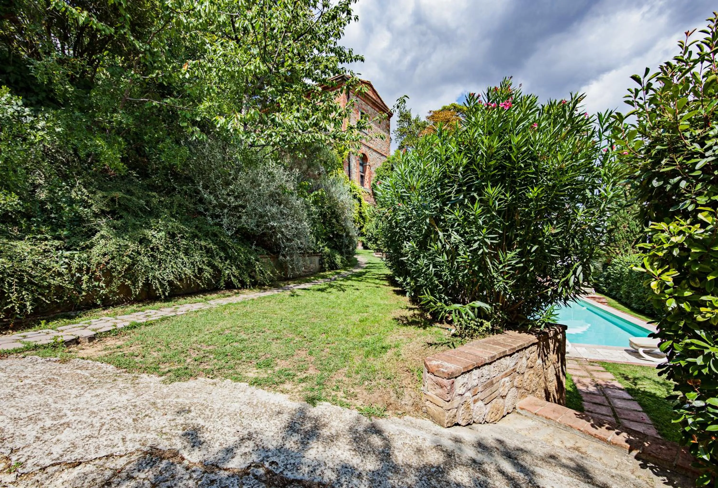 Garden in Fonte Del Castagno