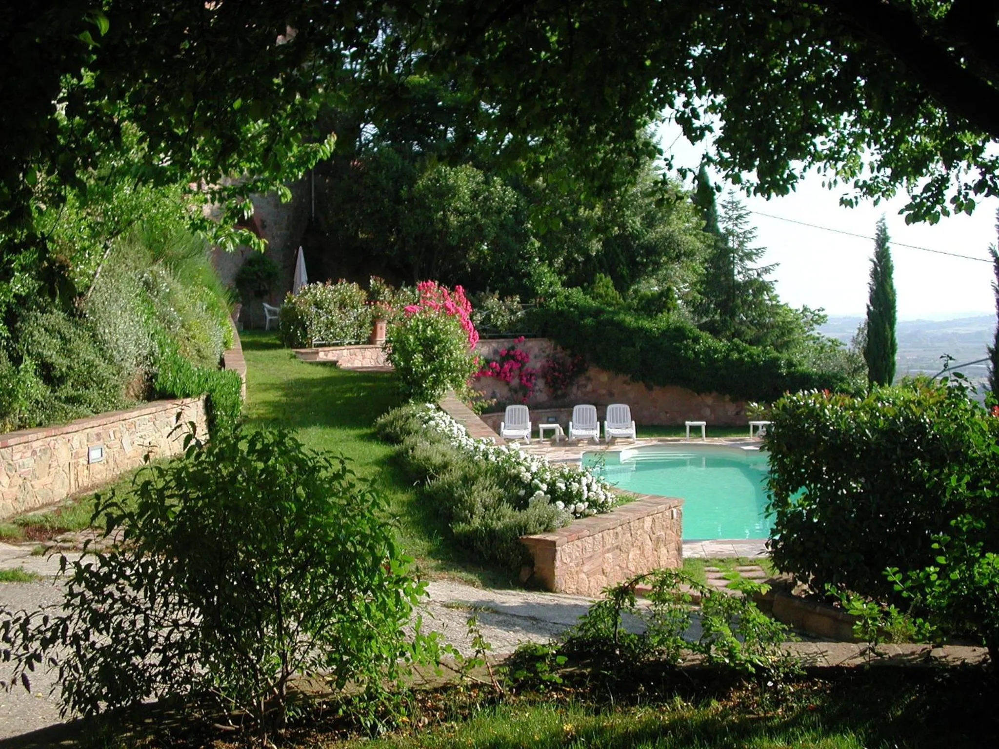 Swimming pool in Fonte Del Castagno