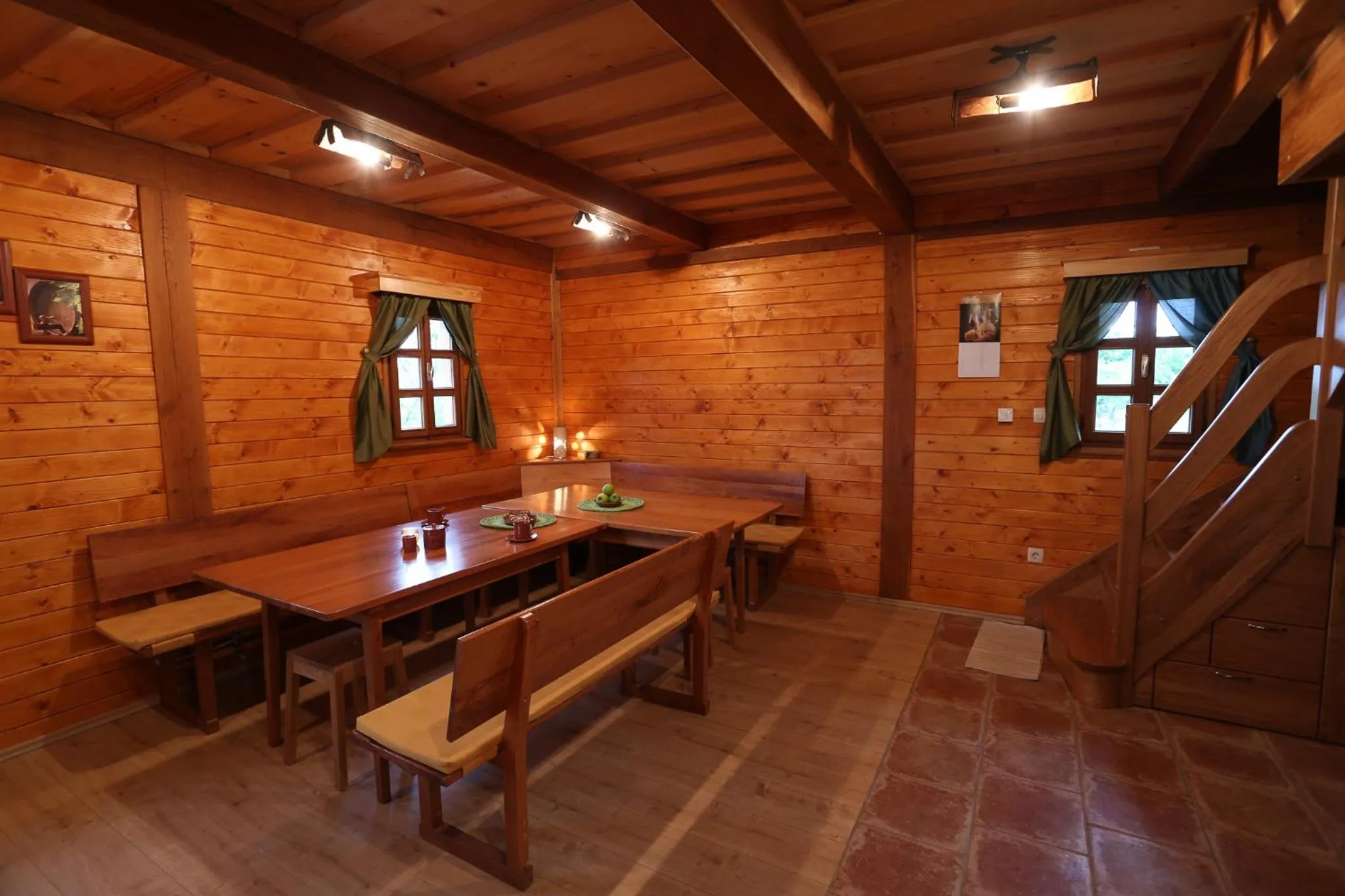 Dining area in Vineyard cottage Zidanca med vinogradi