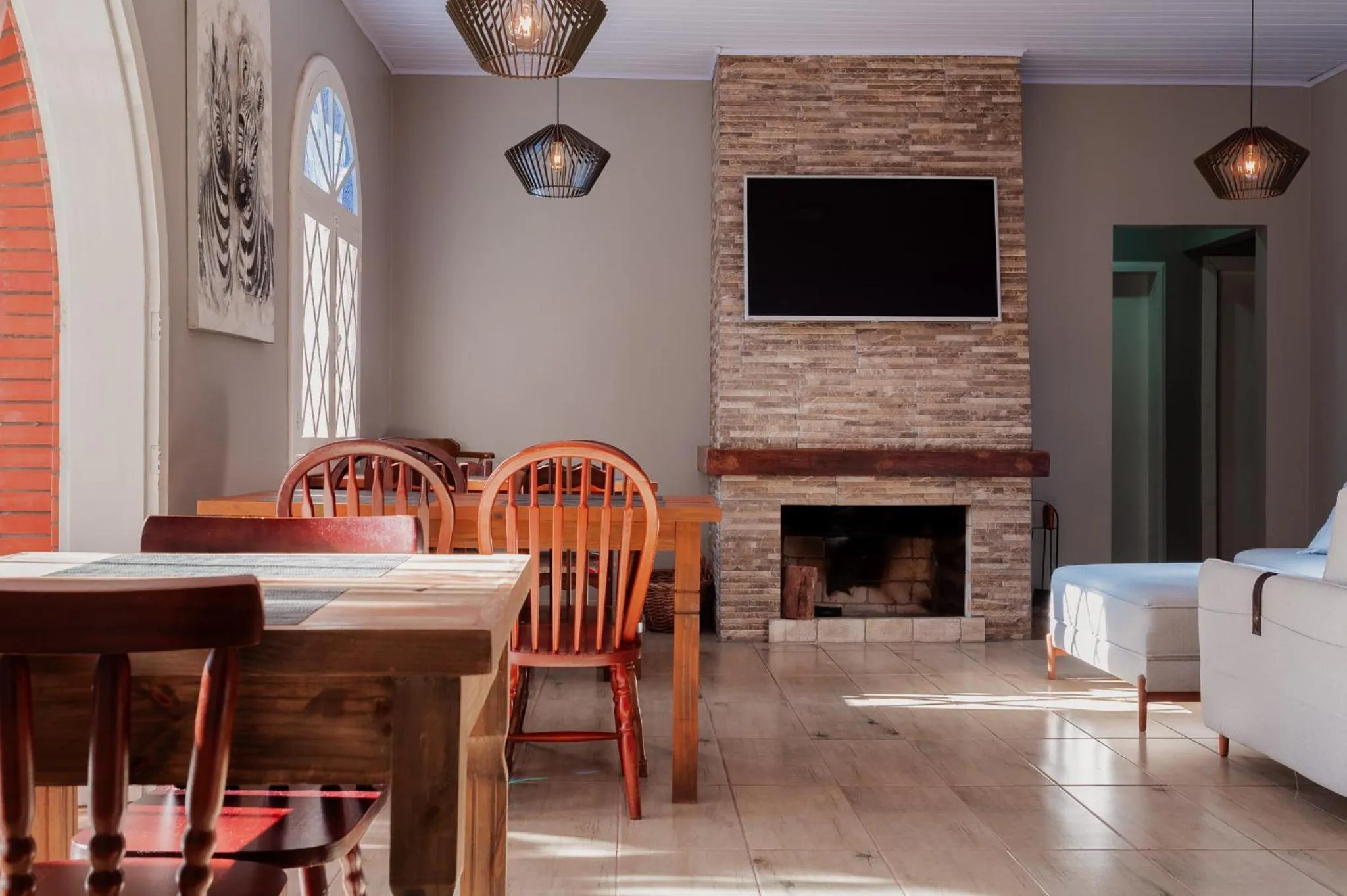 Communal lounge/ TV room in Pousada João e Maria Gramado