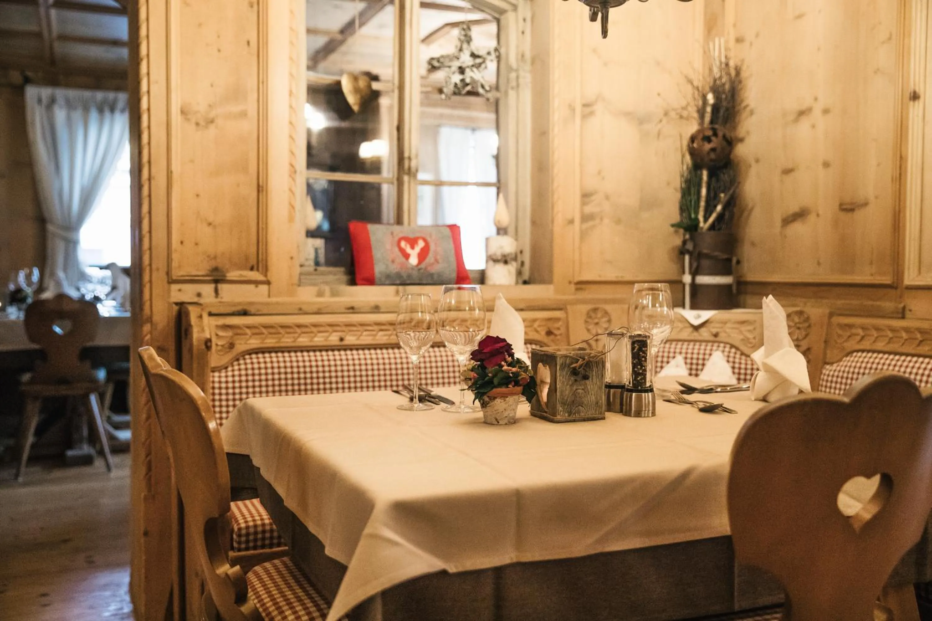 Restaurant/places to eat in Hotel Grieshof