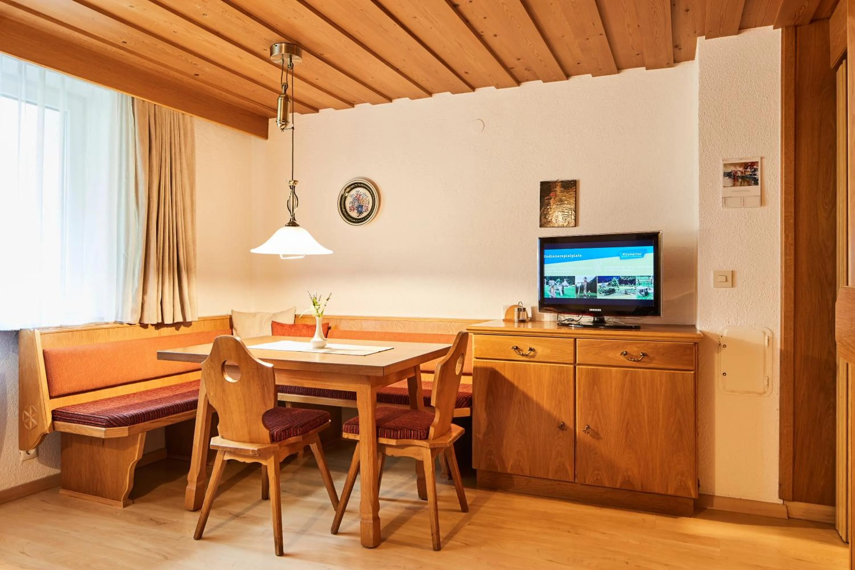 Dining area in Haus Bergfrieden