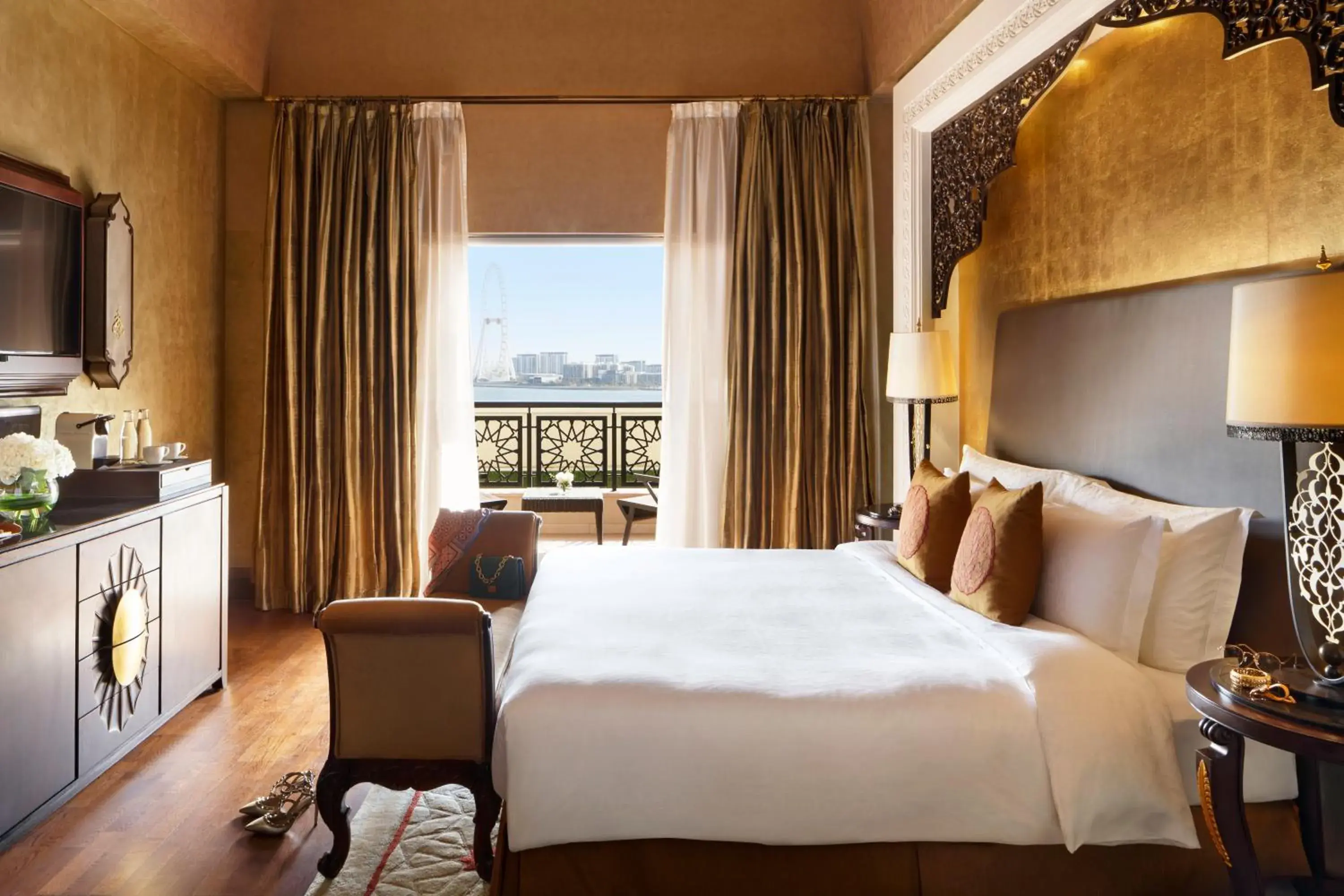 Two-Bedroom Suite with Balcony, access to luxury spa, Kids & Teens Club & private cinema in Jumeirah Zabeel Saray Dubai Two-Bedroom Suite with Balcony, access to luxury spa, Kids & Teens Club & private cinema in Jumeirah Zabeel Saray Dubai