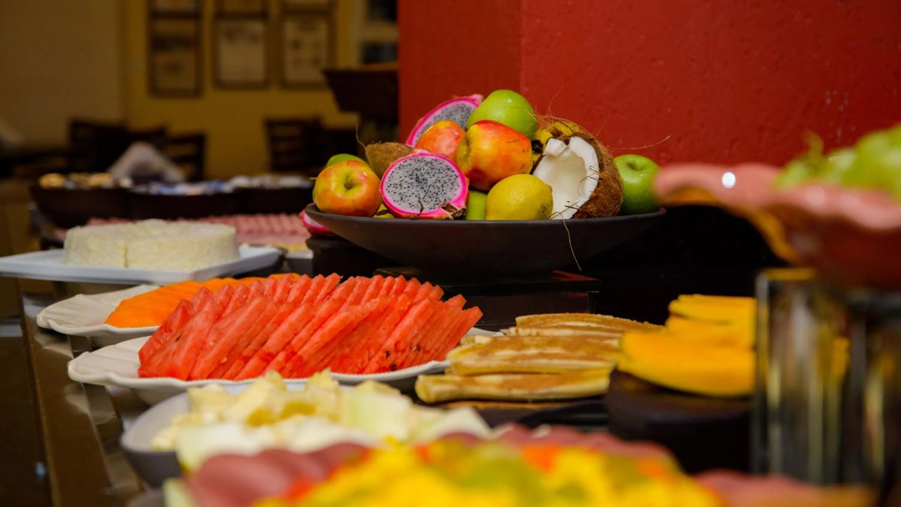 Breakfast in Quality Suites Alphaville