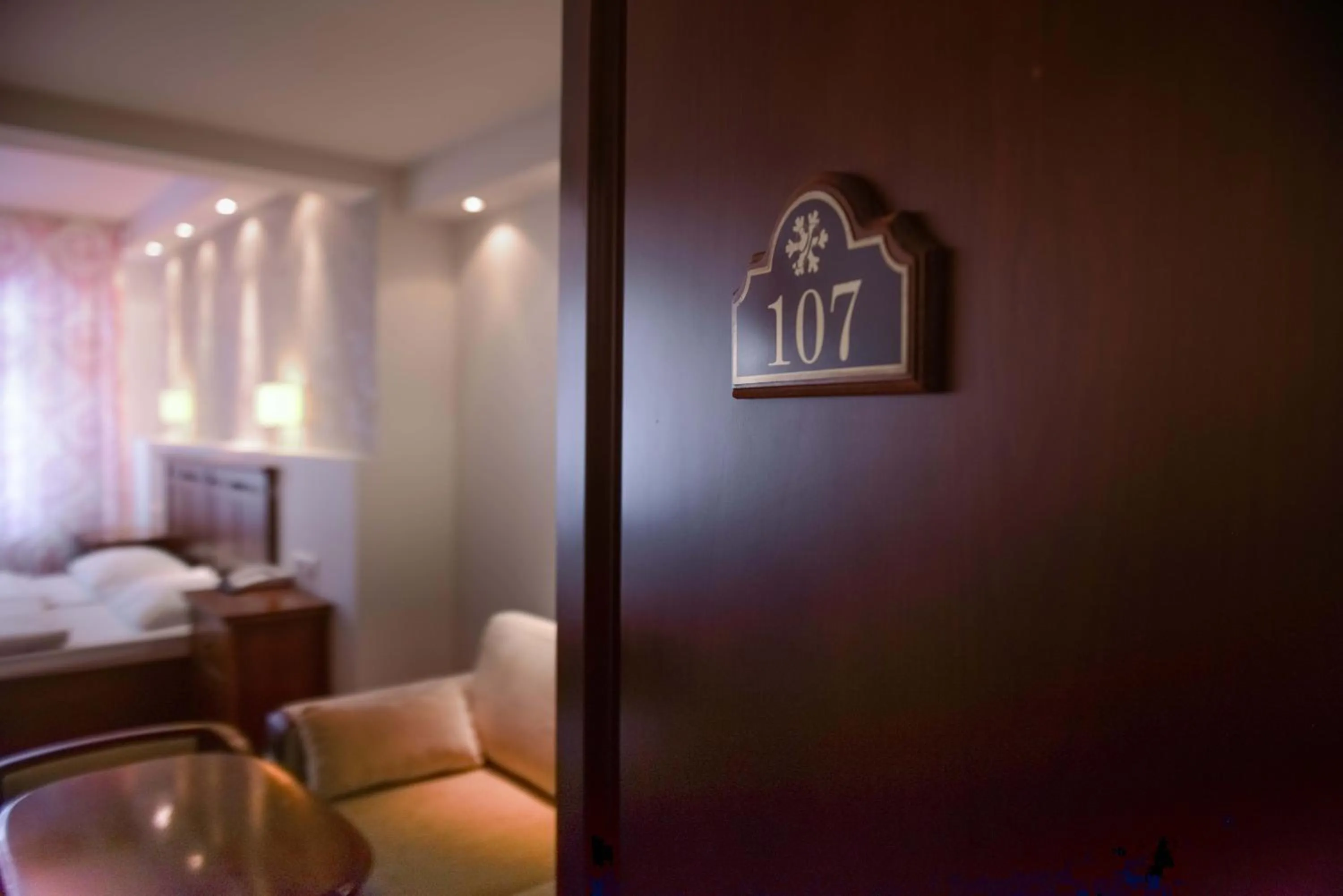 Decorative detail, Bed in Hotel Pahuljica