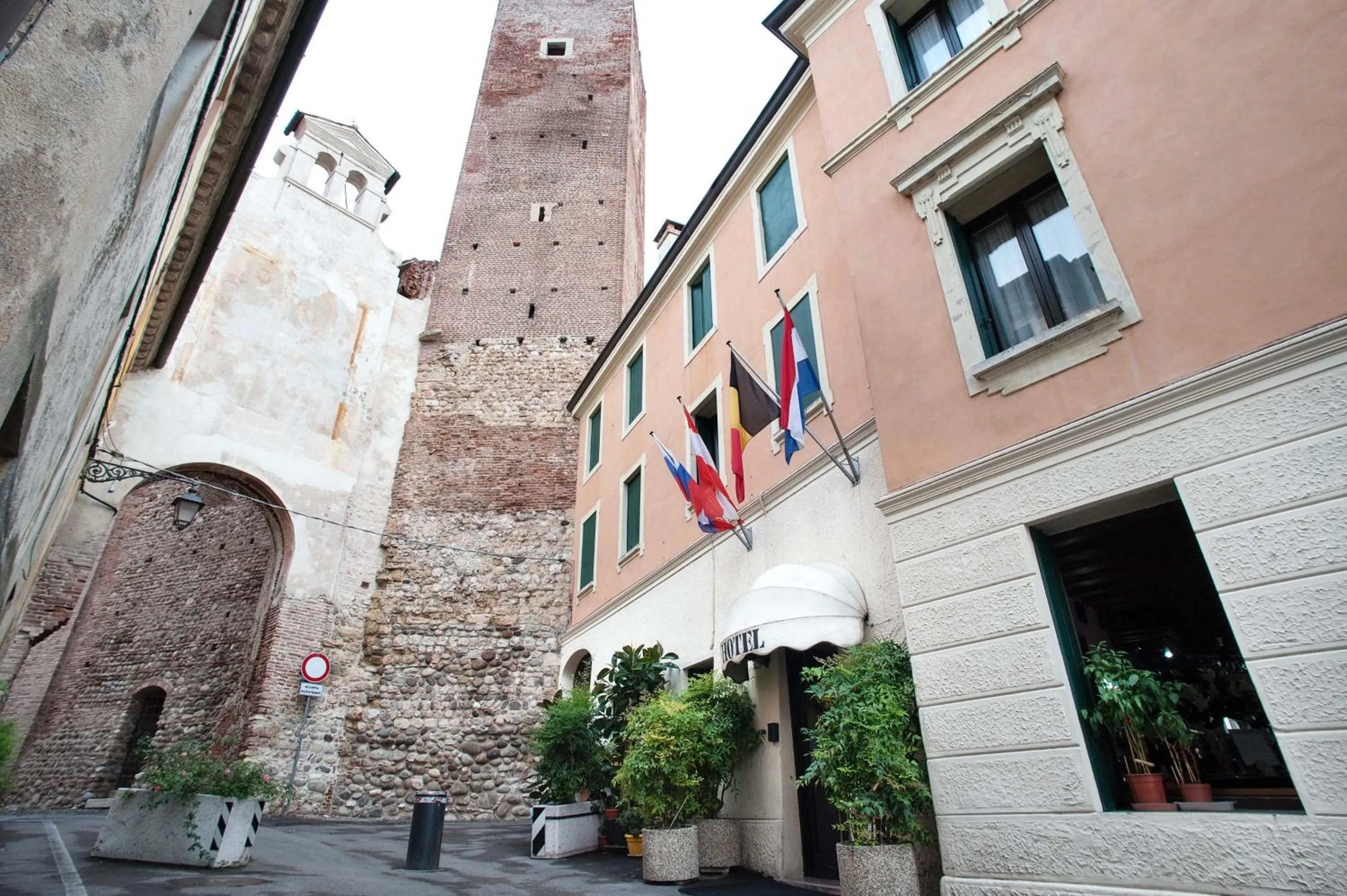 Facade/entrance in Hotel Al Castello
