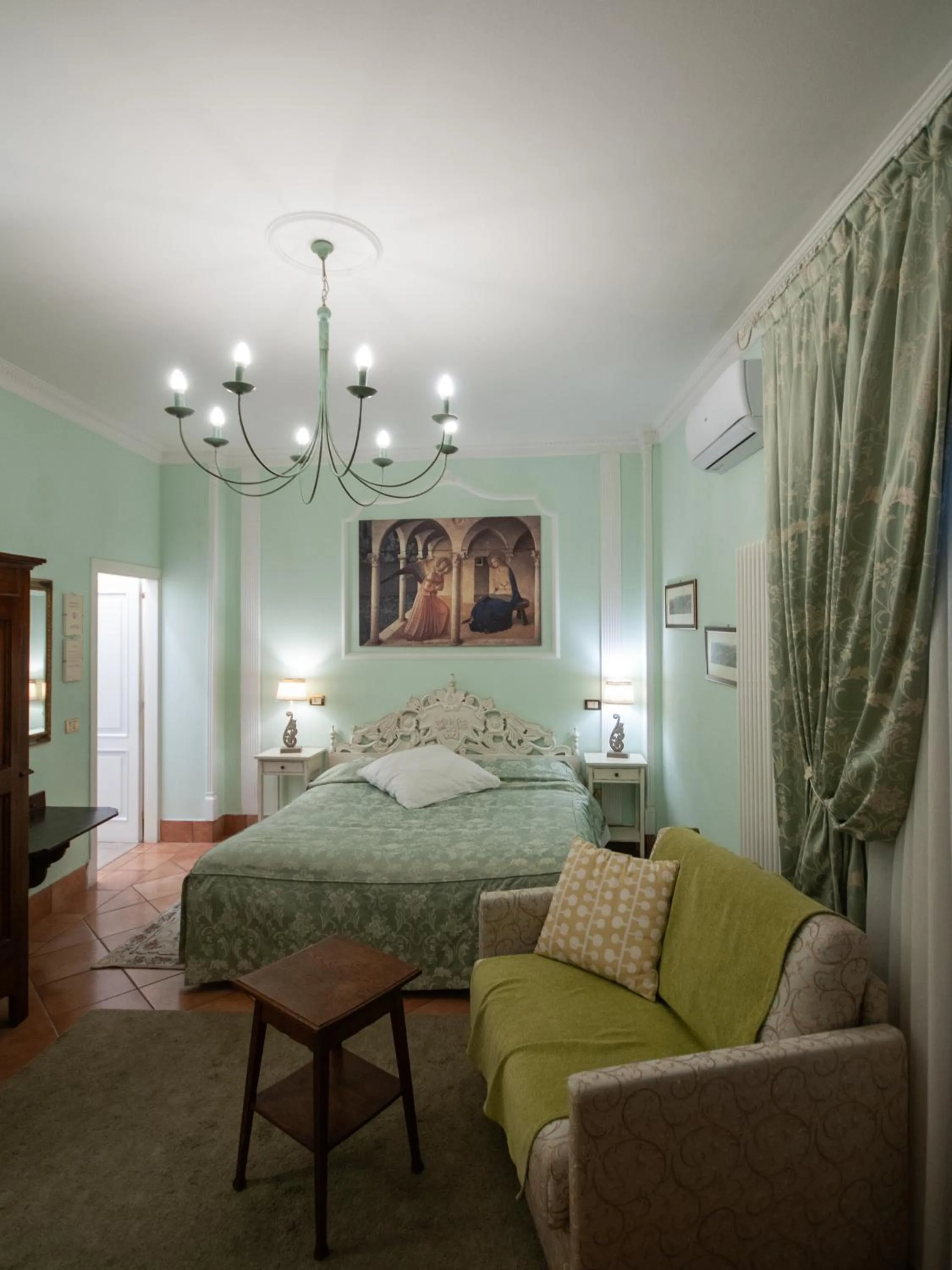 Bed in Mondo Antico R&B