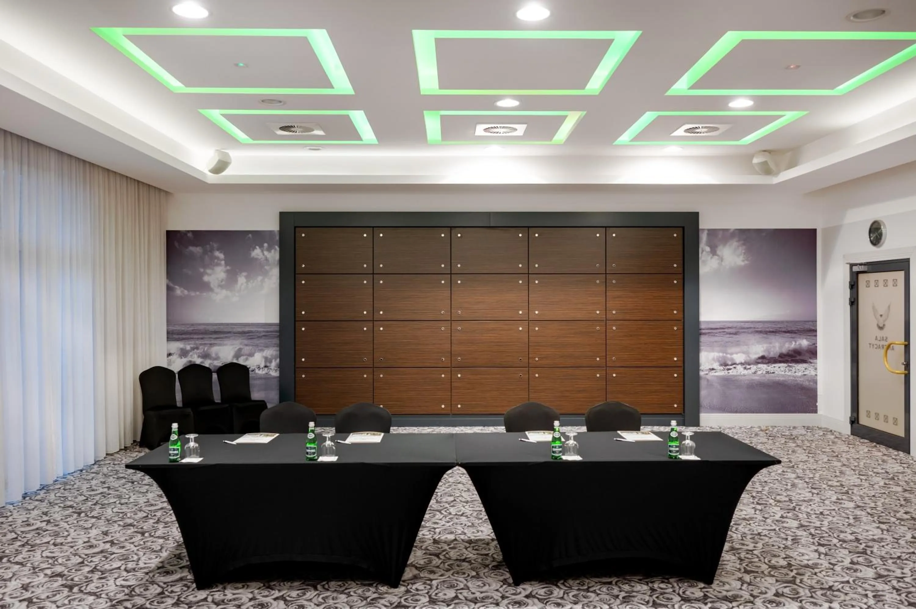 Meeting/conference room in Hotel Falko
