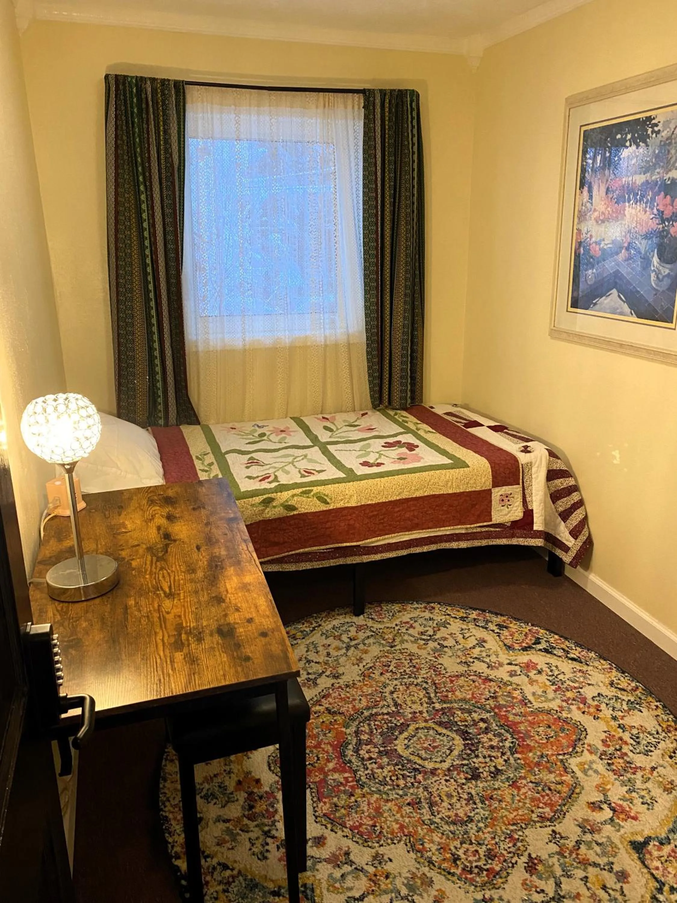 Bed in Billie's Backpackers Hostel