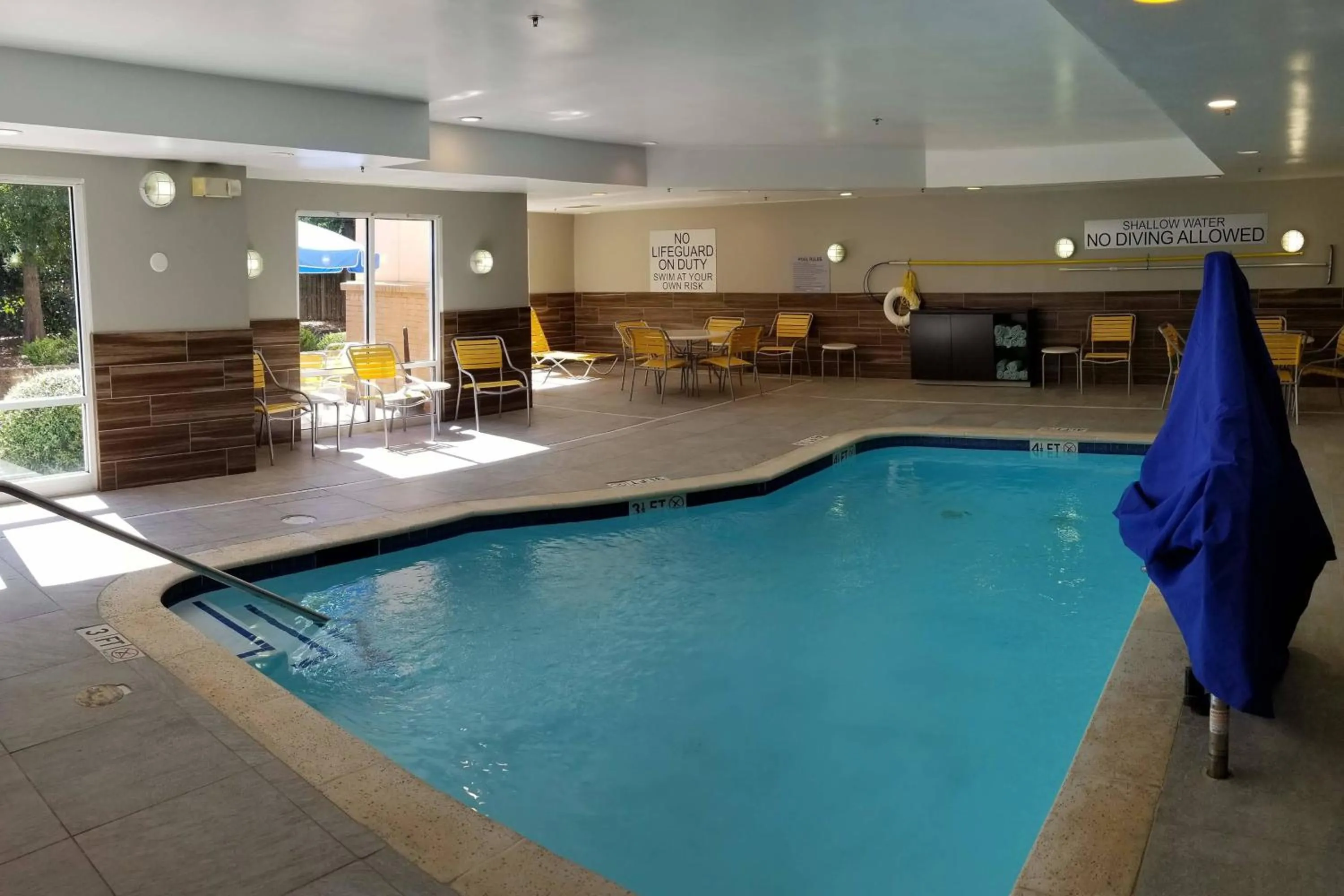 Swimming pool in Fairfield Inn & Suites by Marriott Aiken