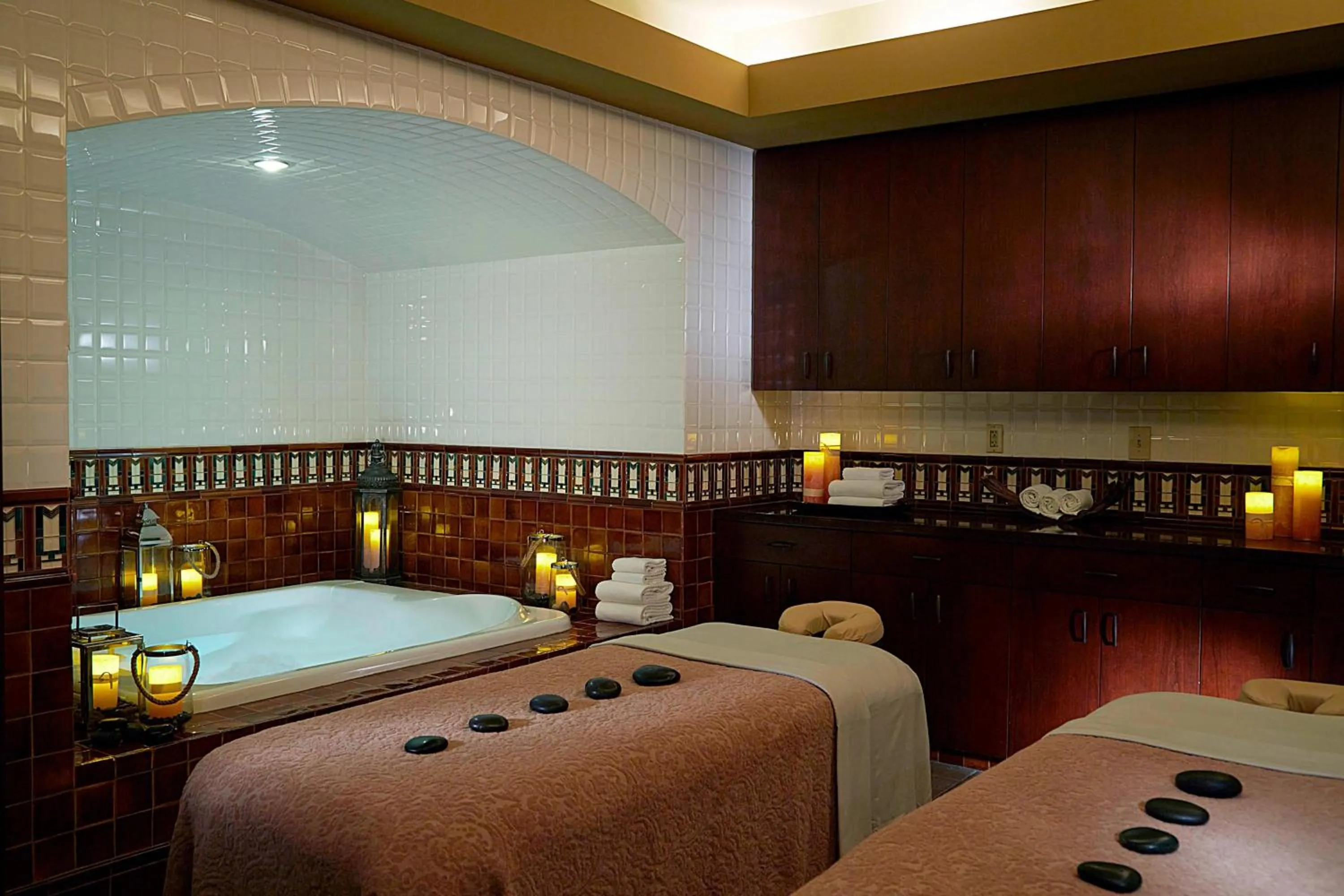 Spa and wellness centre/facilities, Bed in Renaissance Birmingham Ross Bridge Golf Resort & Spa