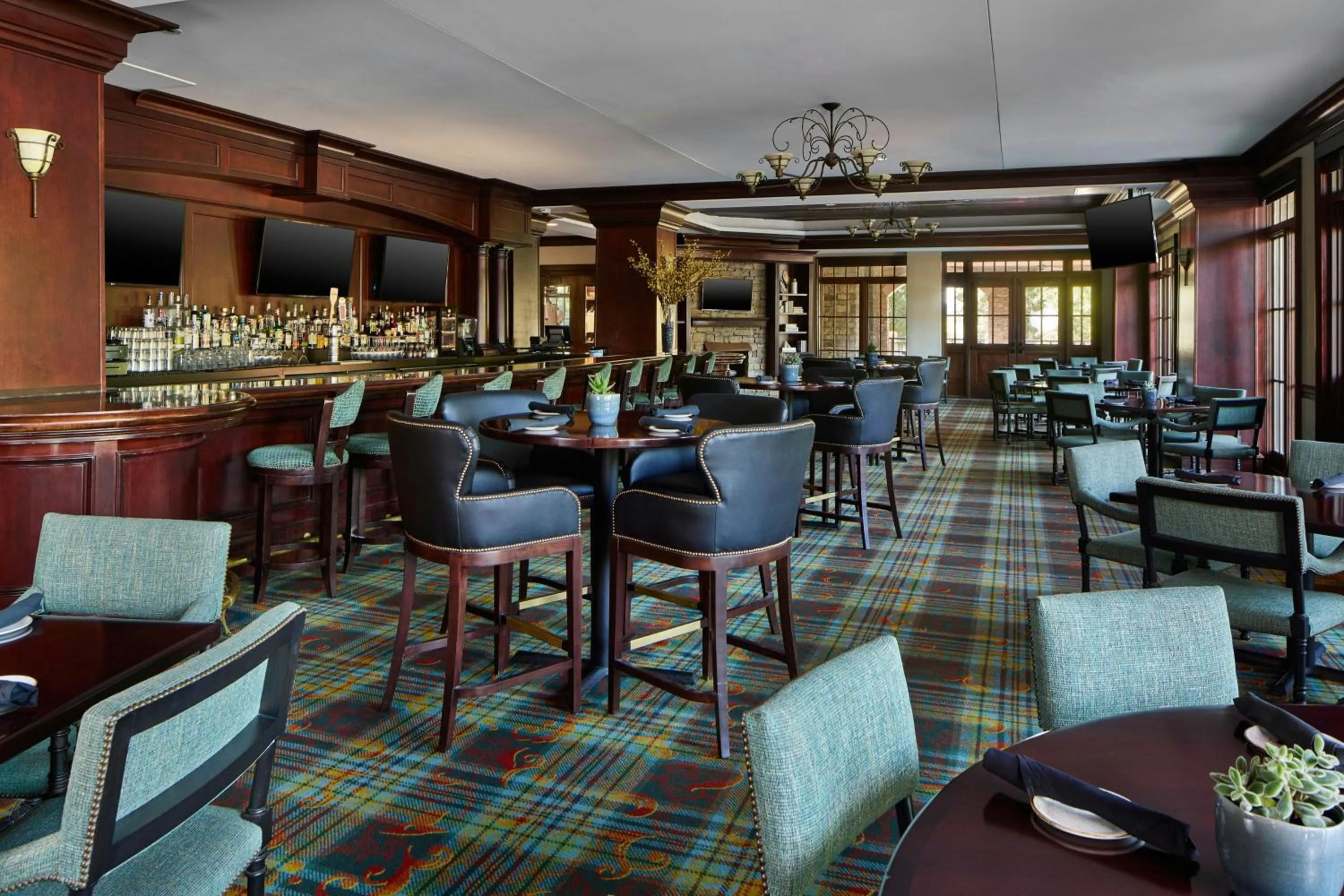 Restaurant/places to eat in Renaissance Birmingham Ross Bridge Golf Resort & Spa