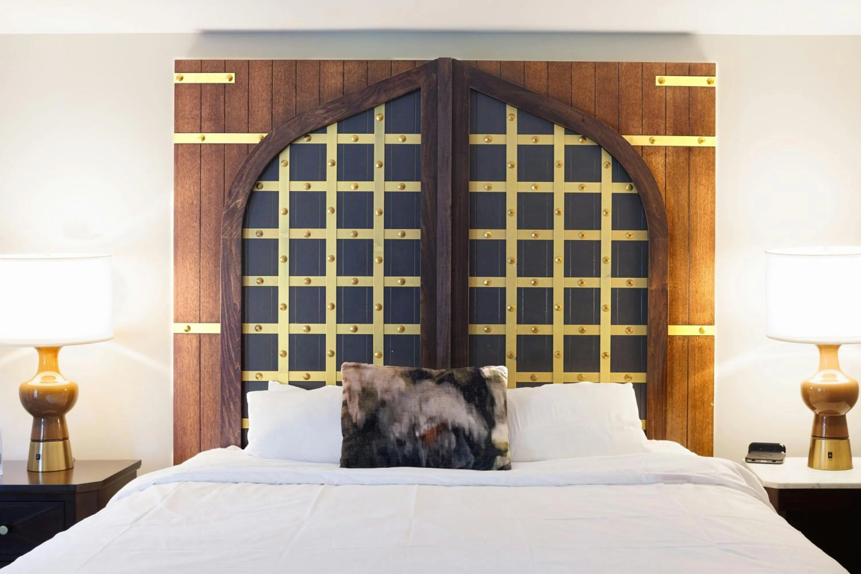 Photo of the whole room, Bed in Renaissance Birmingham Ross Bridge Golf Resort & Spa