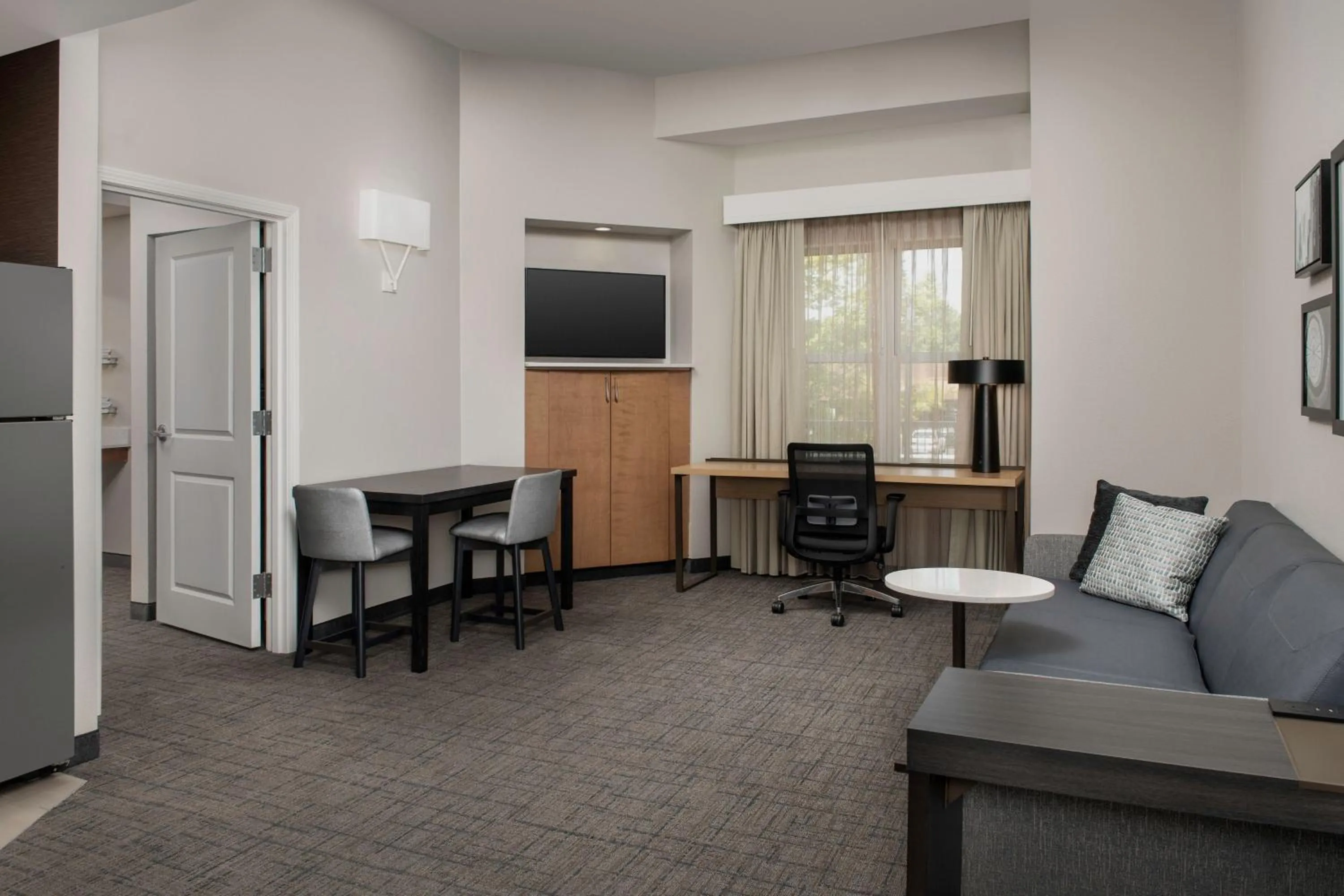 Bedroom in Residence Inn Birmingham Hoover