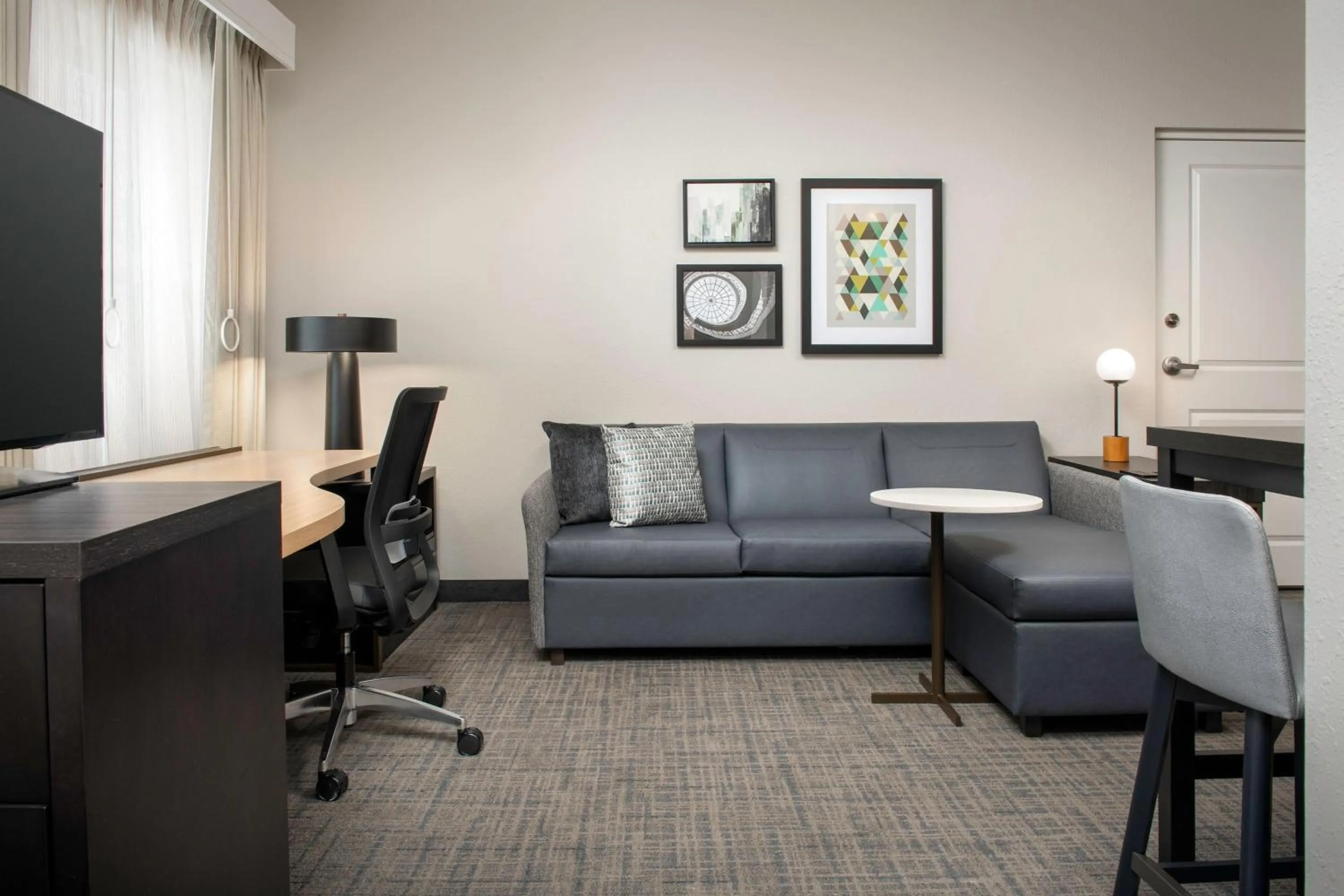 Living room in Residence Inn Birmingham Hoover