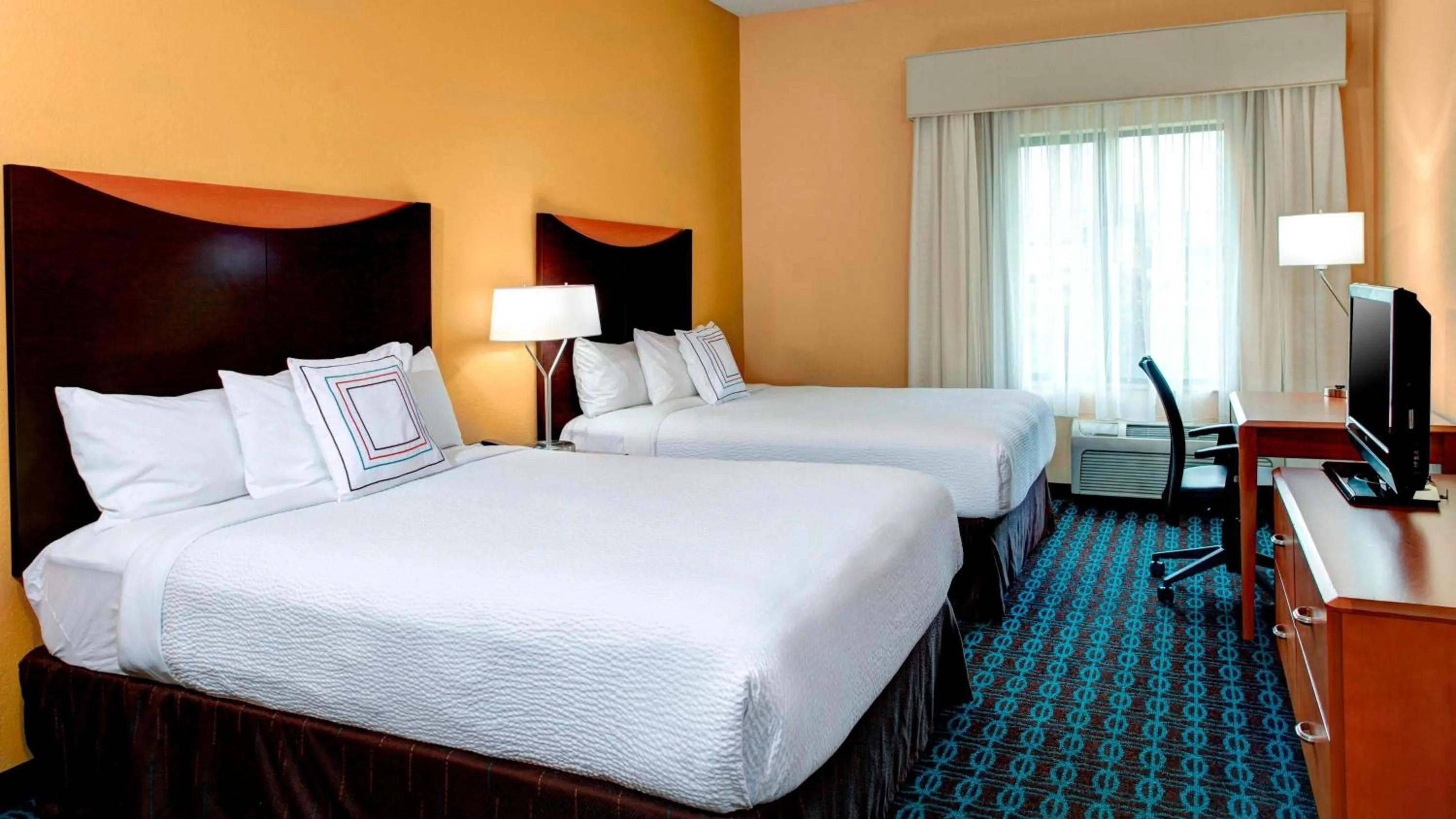 Bedroom, Bed in Fairfield by Marriott Inn & Suites Anniston Oxford
