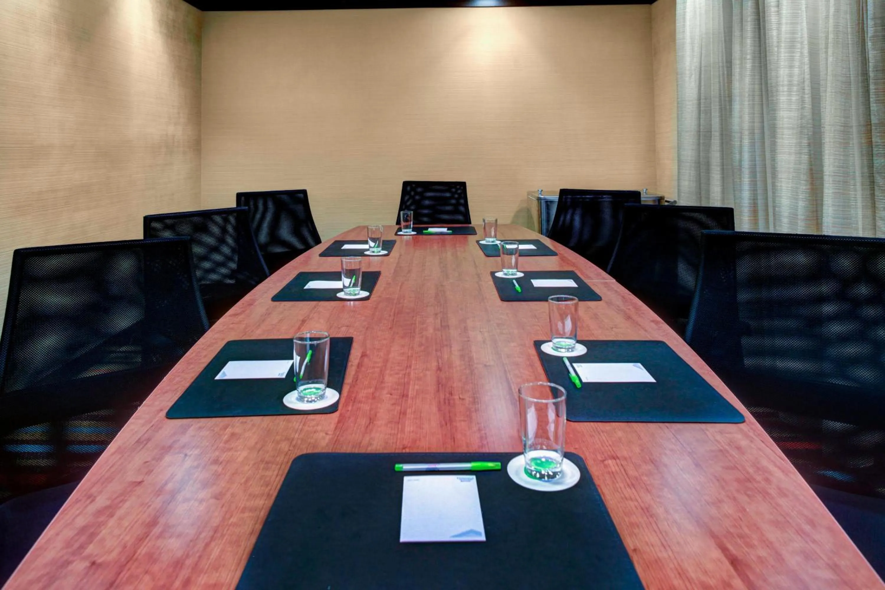Meeting/conference room in Fairfield by Marriott Inn & Suites Anniston Oxford