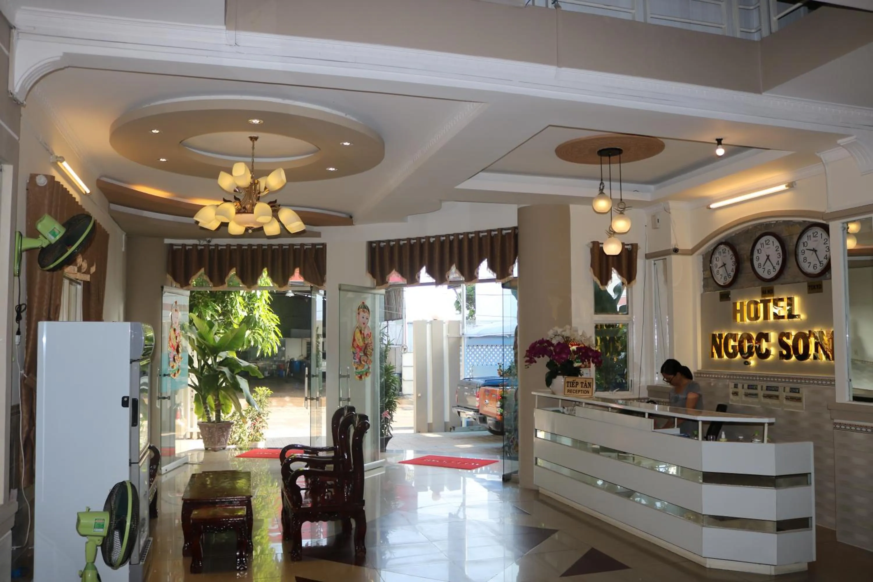 Ngoc Son Hotel